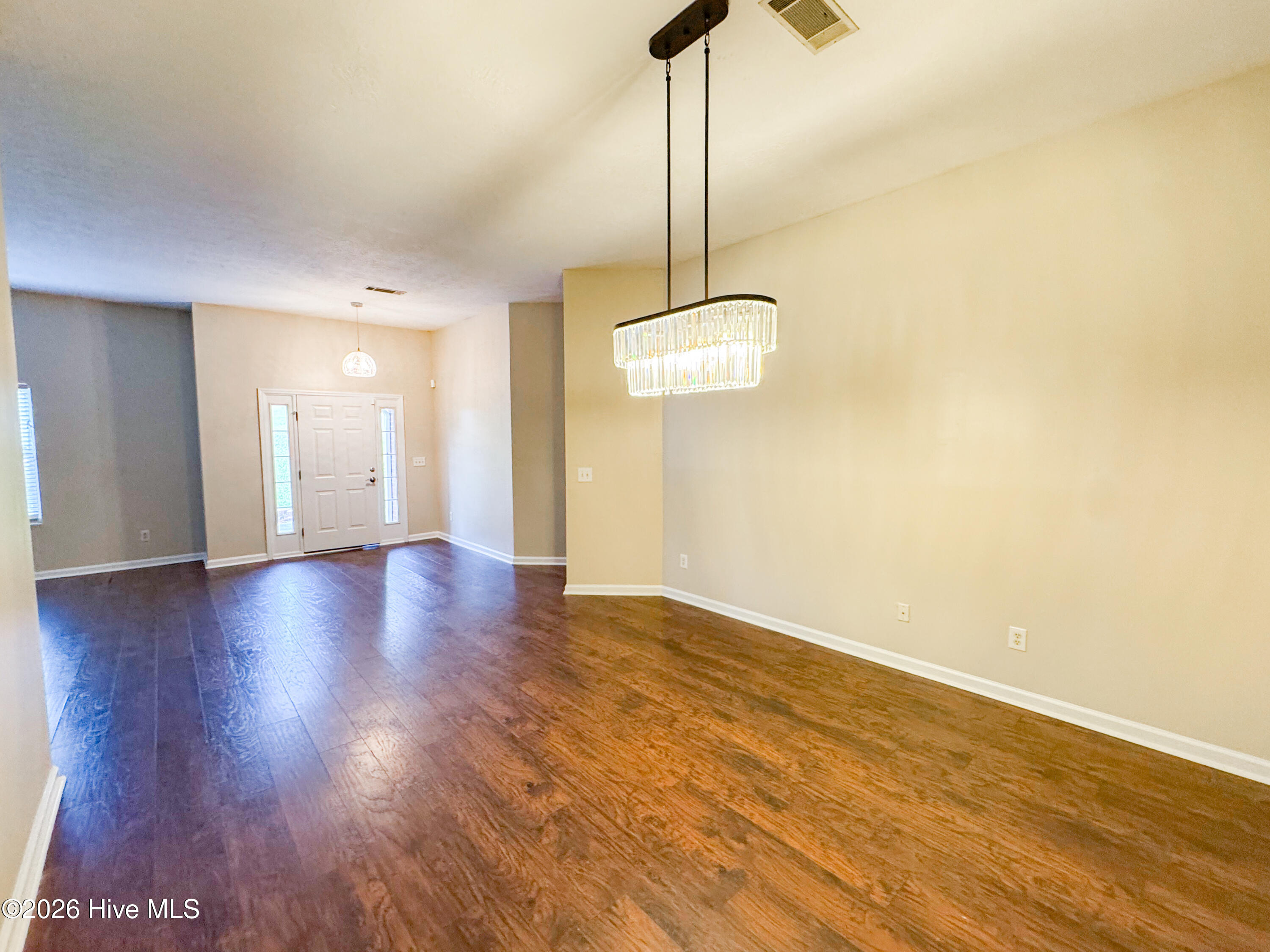 2928 Arrowwood Circle Property Photo 5