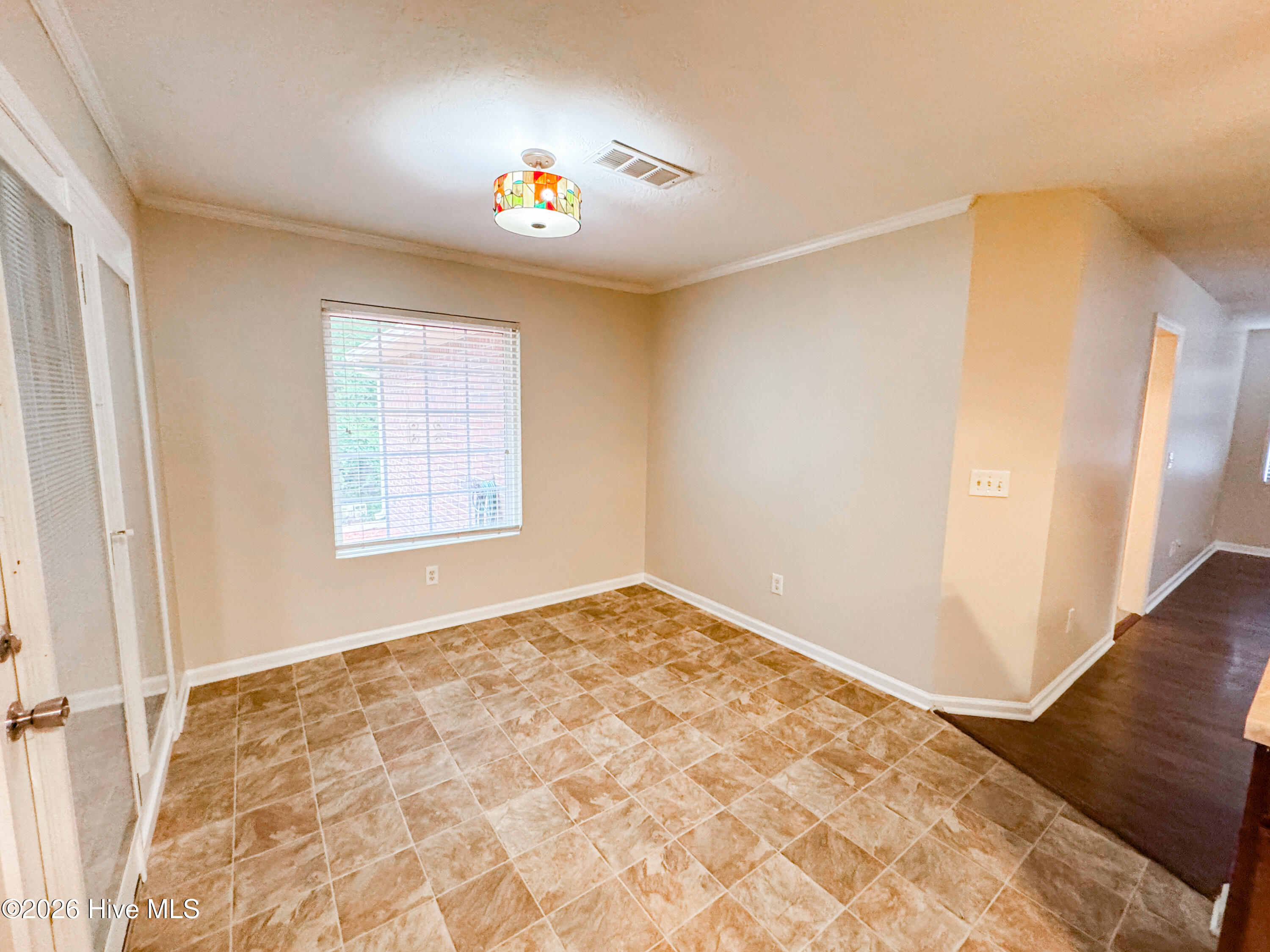 2928 Arrowwood Circle Property Photo 7