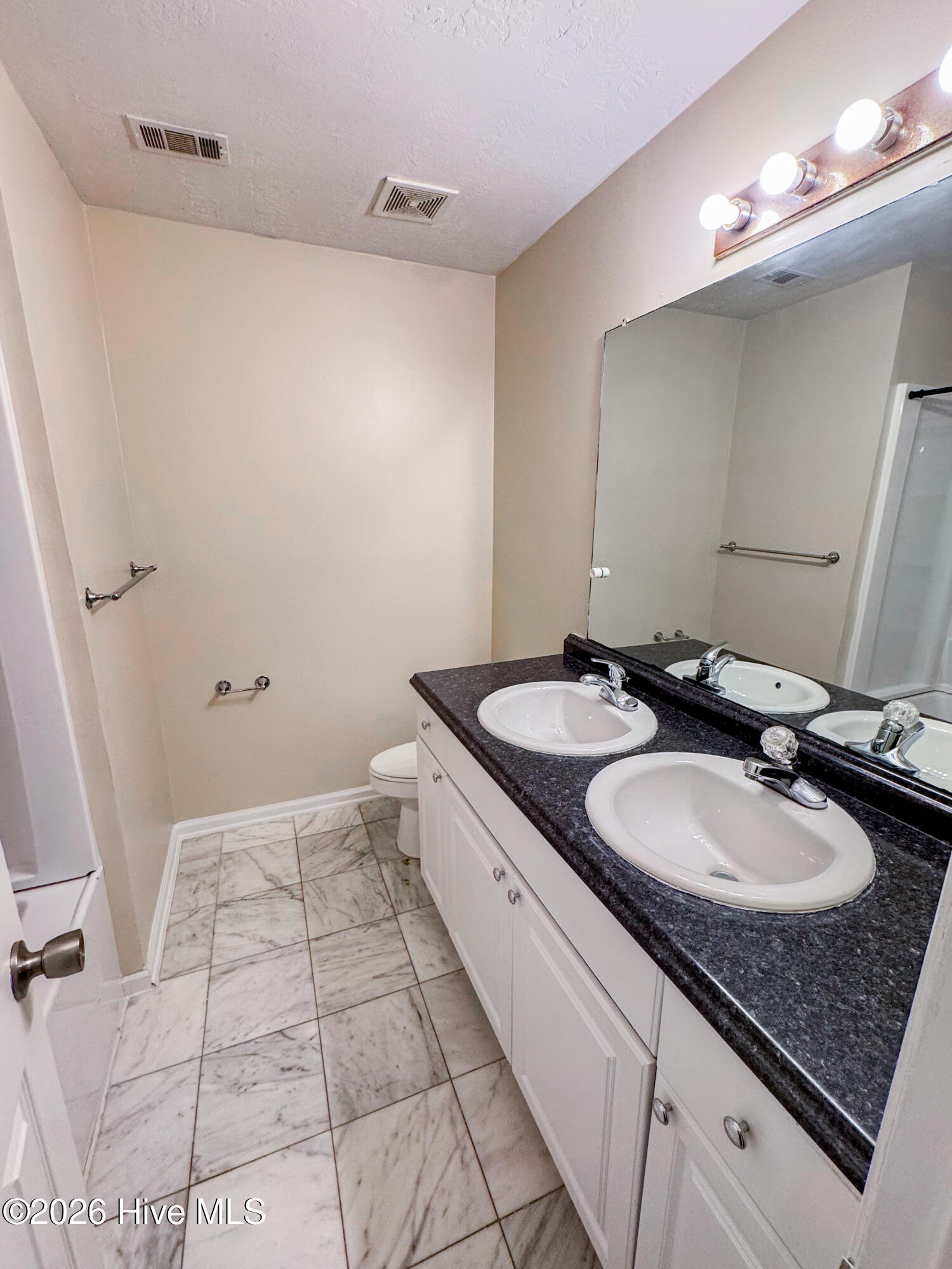 2928 Arrowwood Circle Property Photo 11