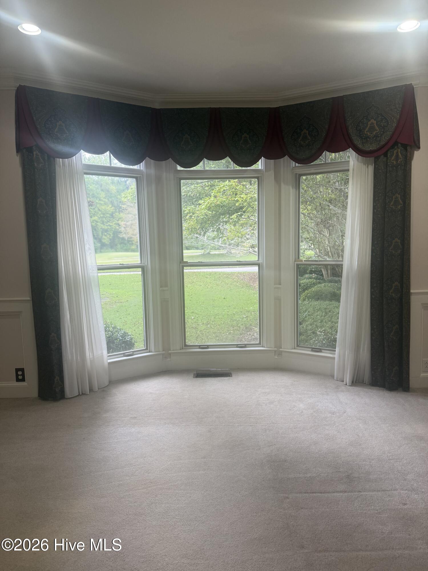 307 Taberna Circle Property Photo 12