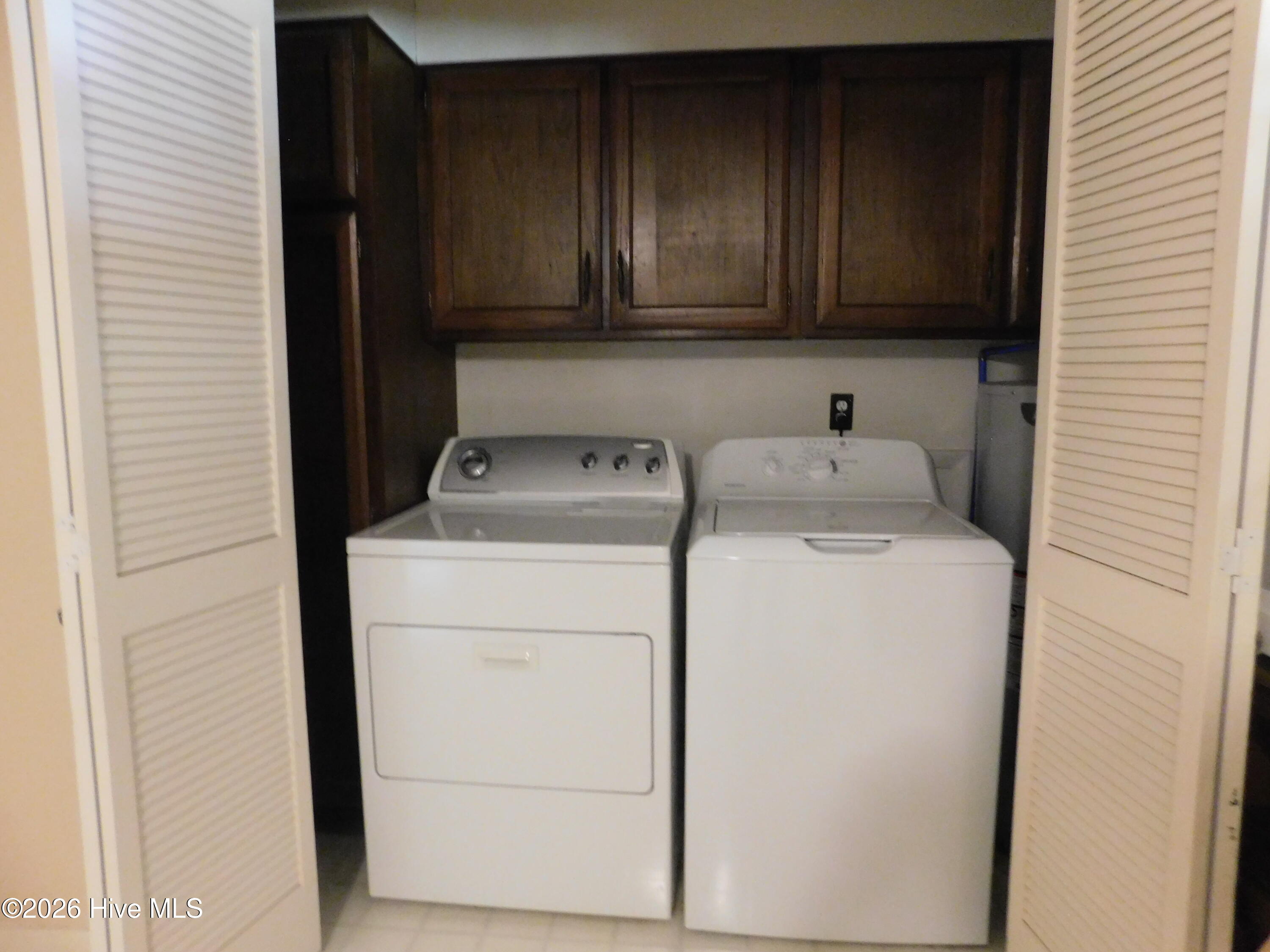 12460 Laurelcrest Road Property Photo 8