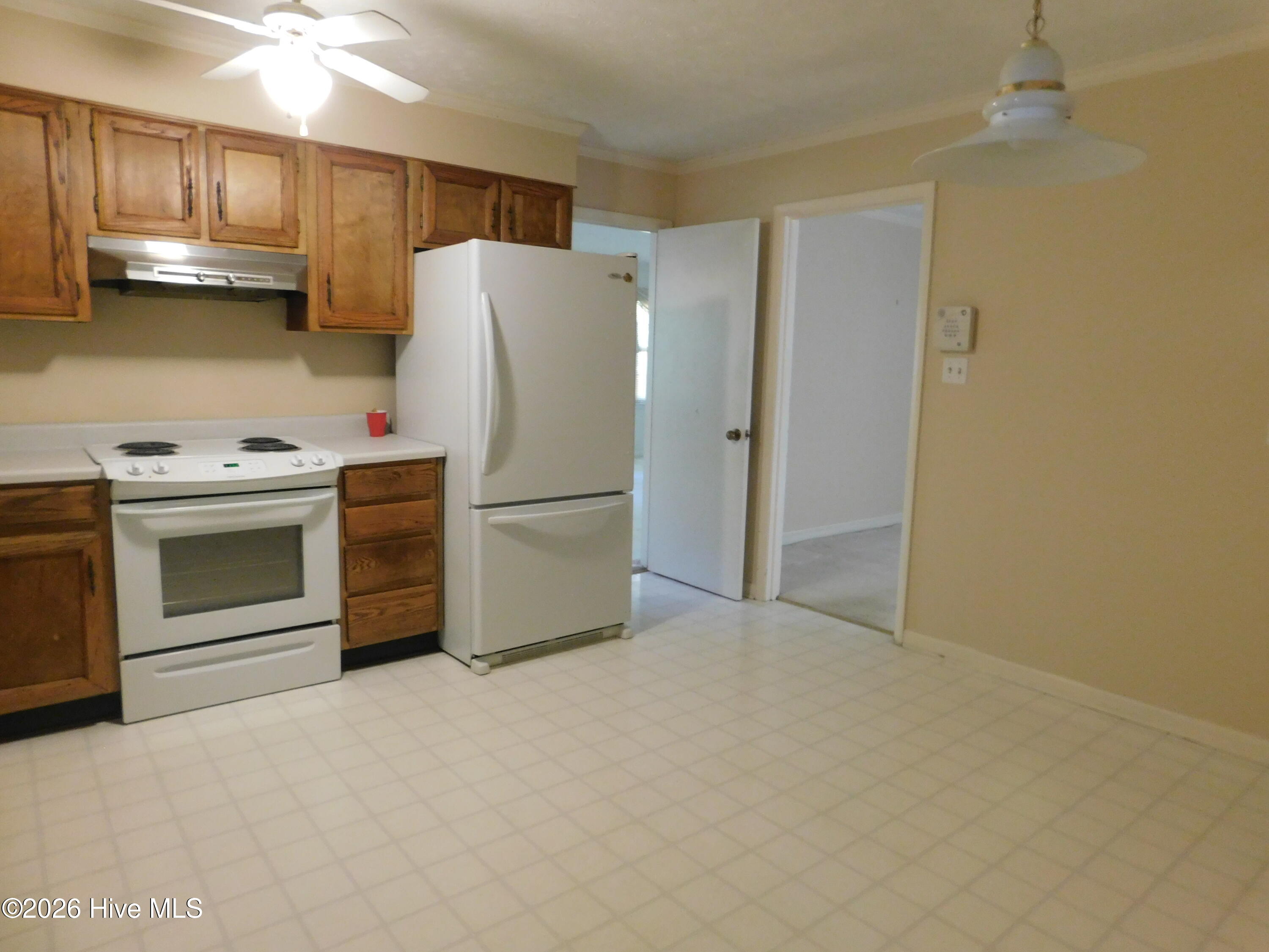 12460 Laurelcrest Road Property Photo 10