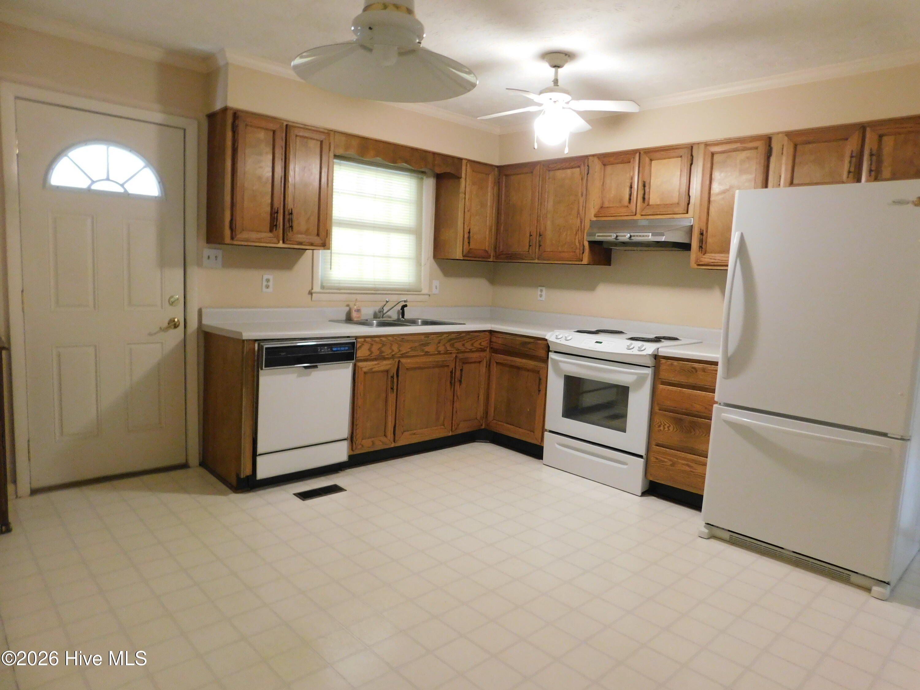 12460 Laurelcrest Road Property Photo 11