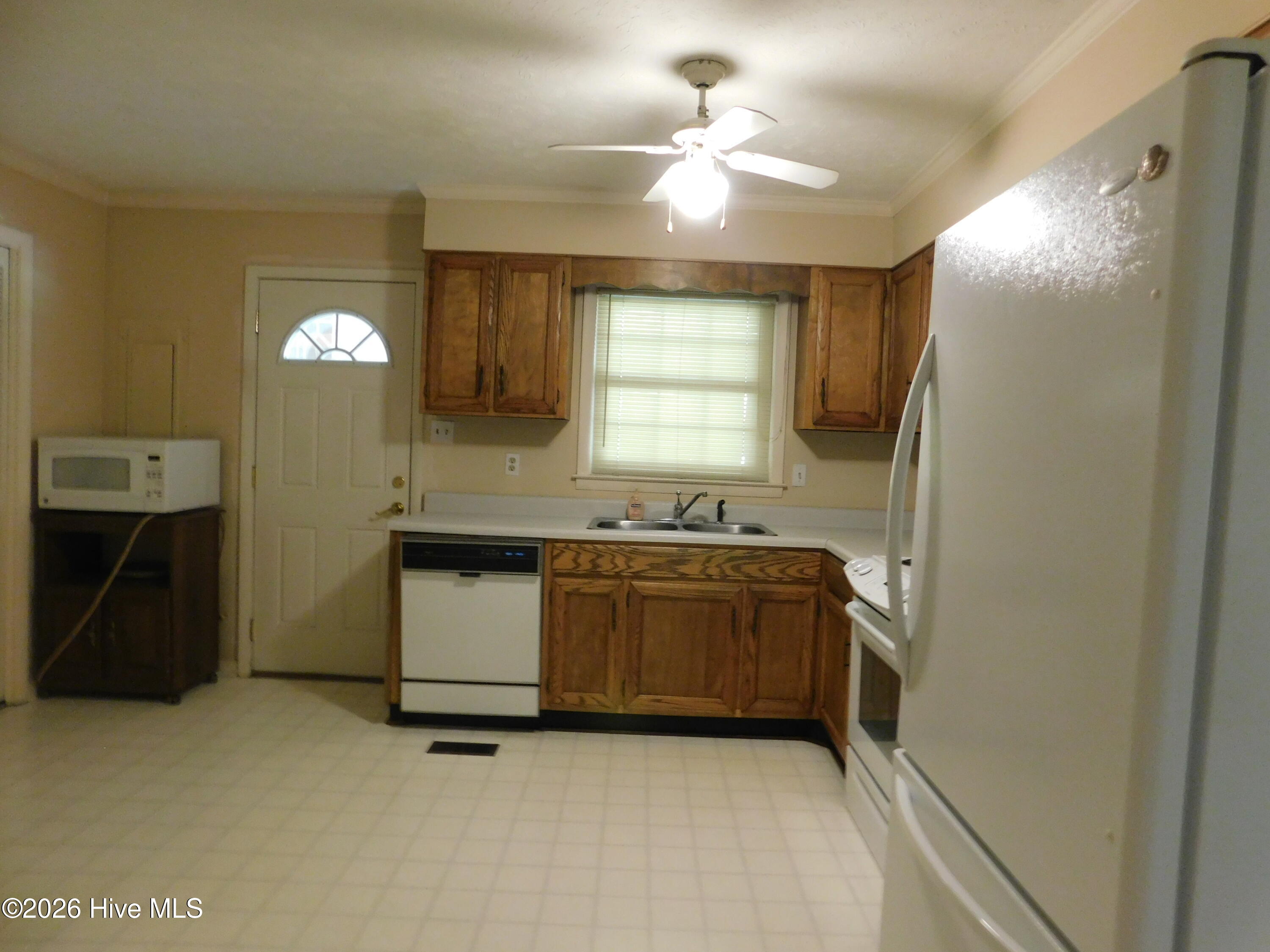 12460 Laurelcrest Road Property Photo 12