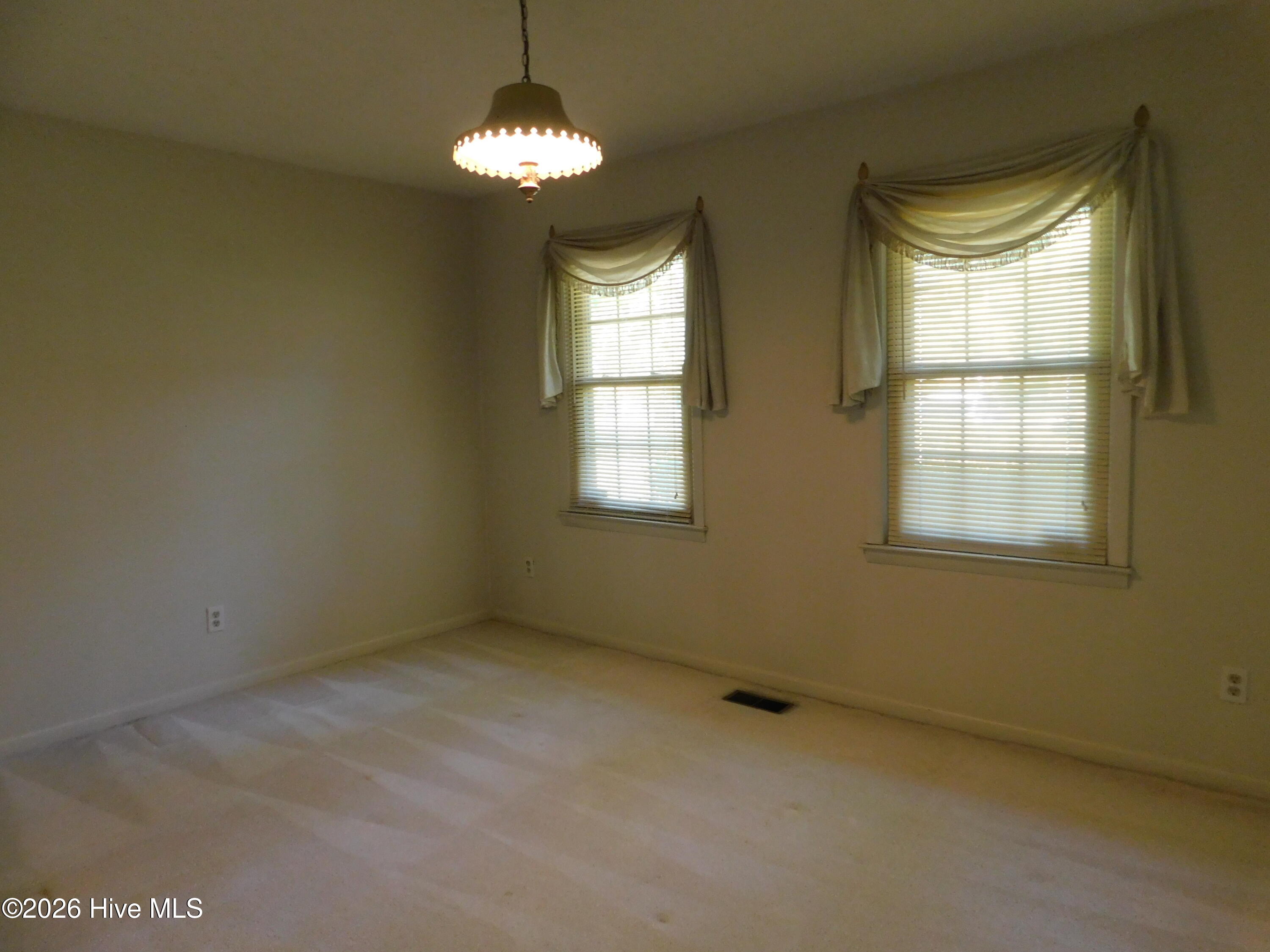 12460 Laurelcrest Road Property Photo 15