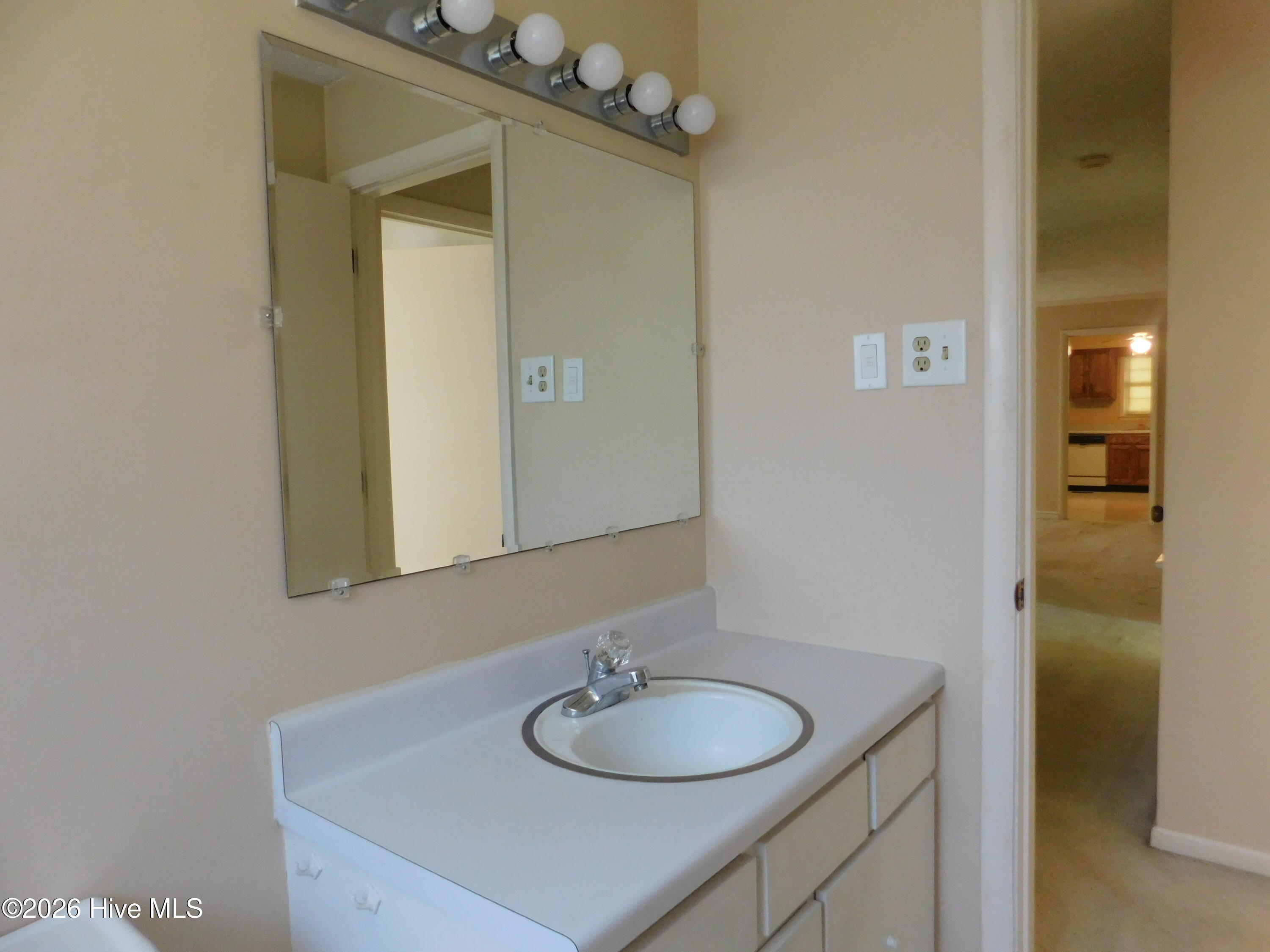 12460 Laurelcrest Road Property Photo 21