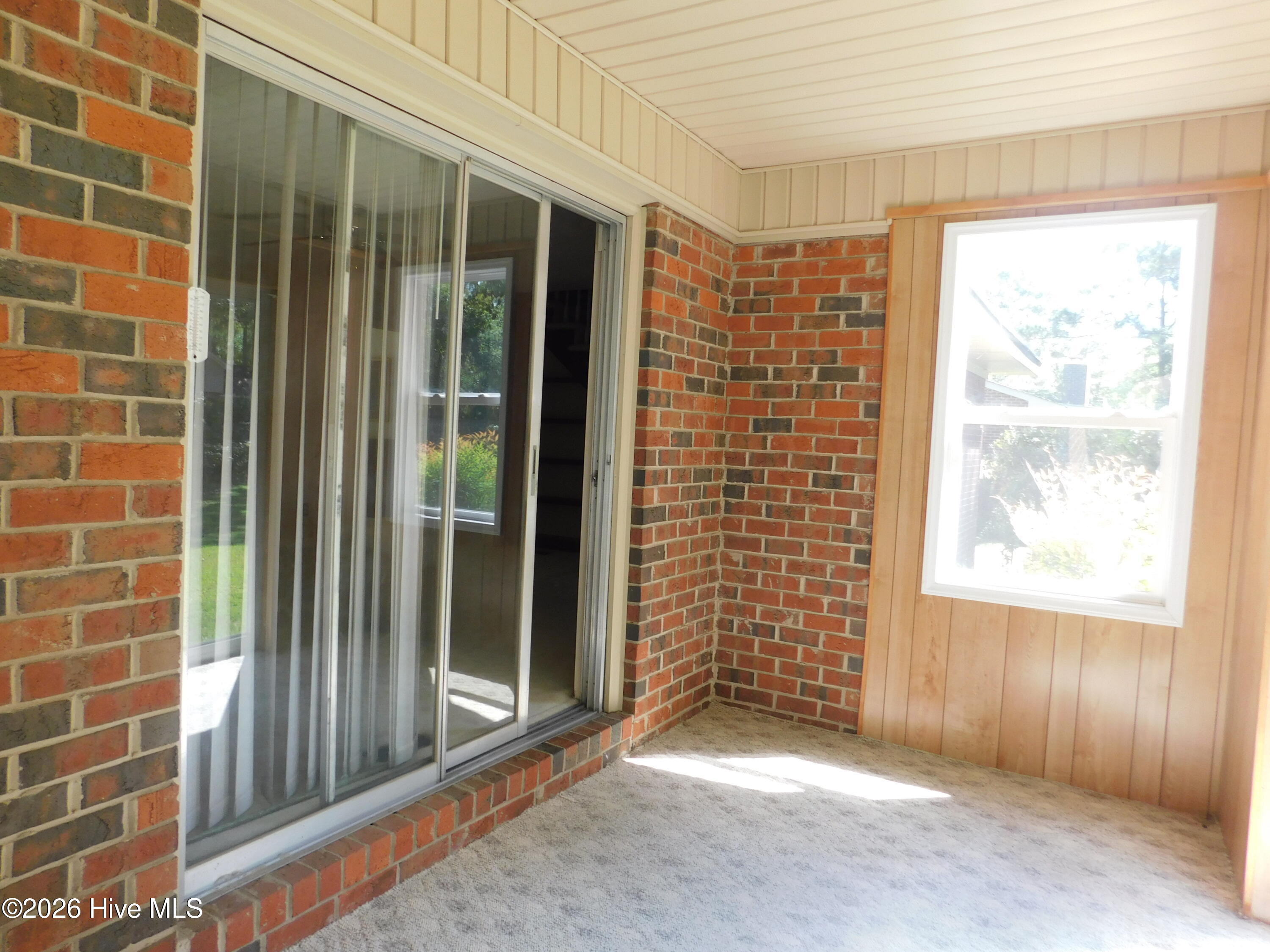 12460 Laurelcrest Road Property Photo 27
