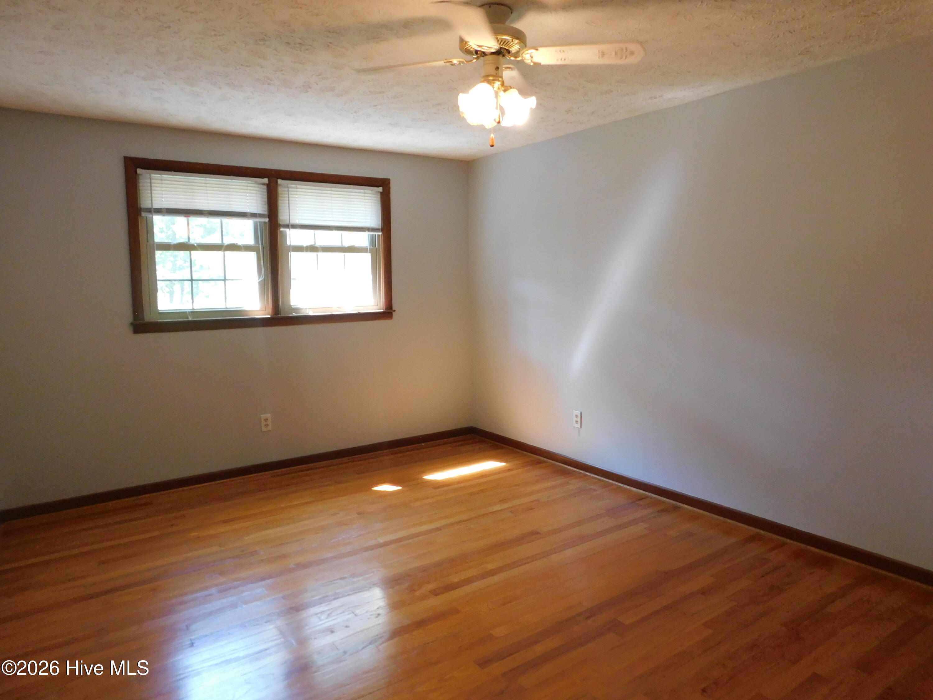 12460 Laurelcrest Road Property Photo 32