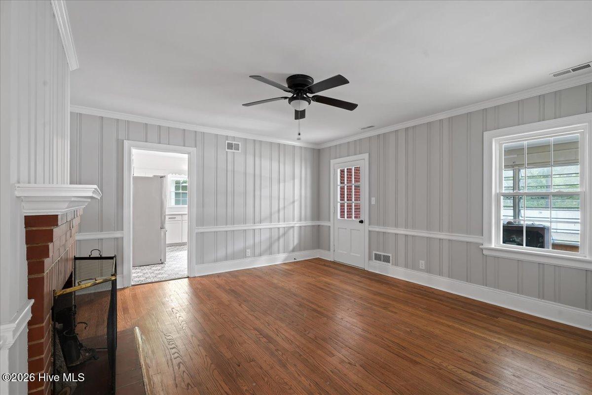 521 S Taylor Street Property Photo 10