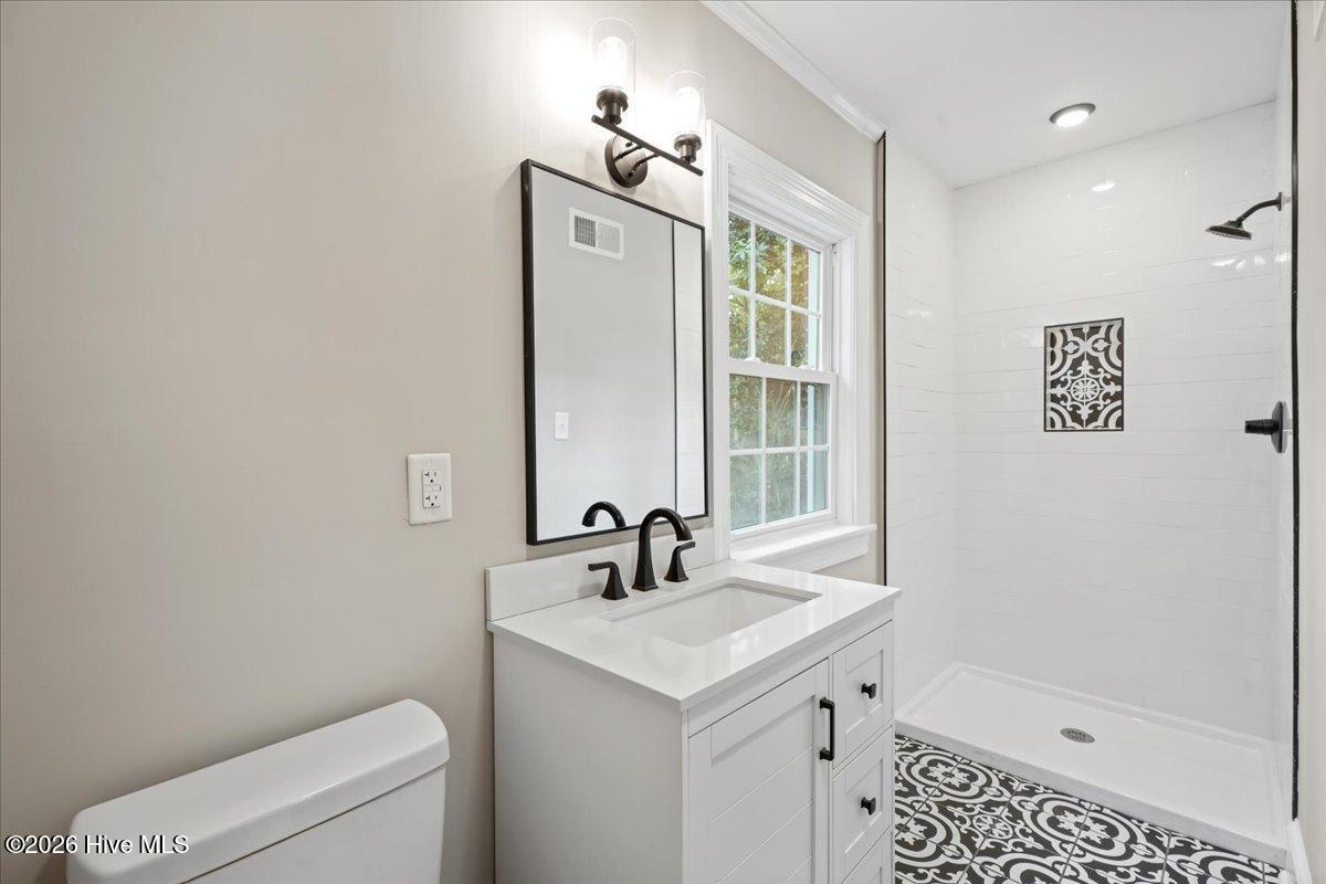 521 S Taylor Street Property Photo 12