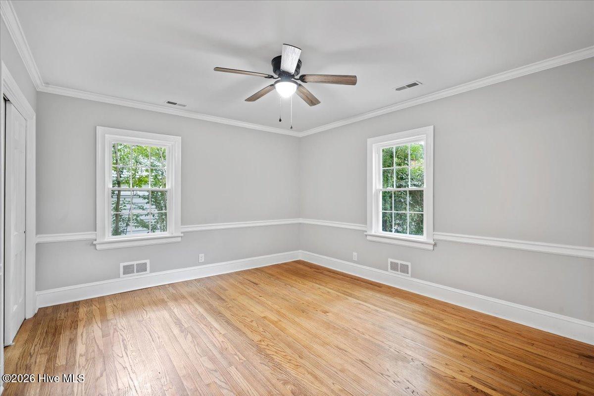 521 S Taylor Street Property Photo 14