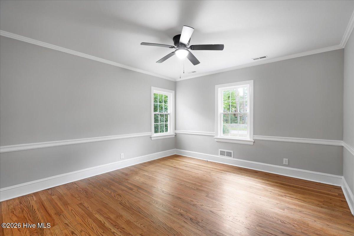 521 S Taylor Street Property Photo 16