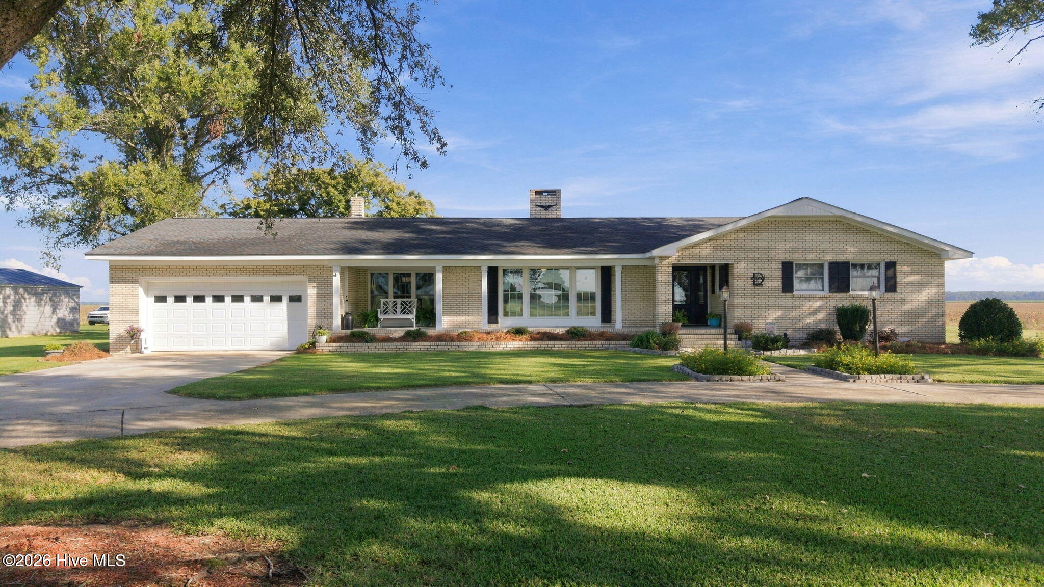 1154 Shirley Farm Road Property Photo 3