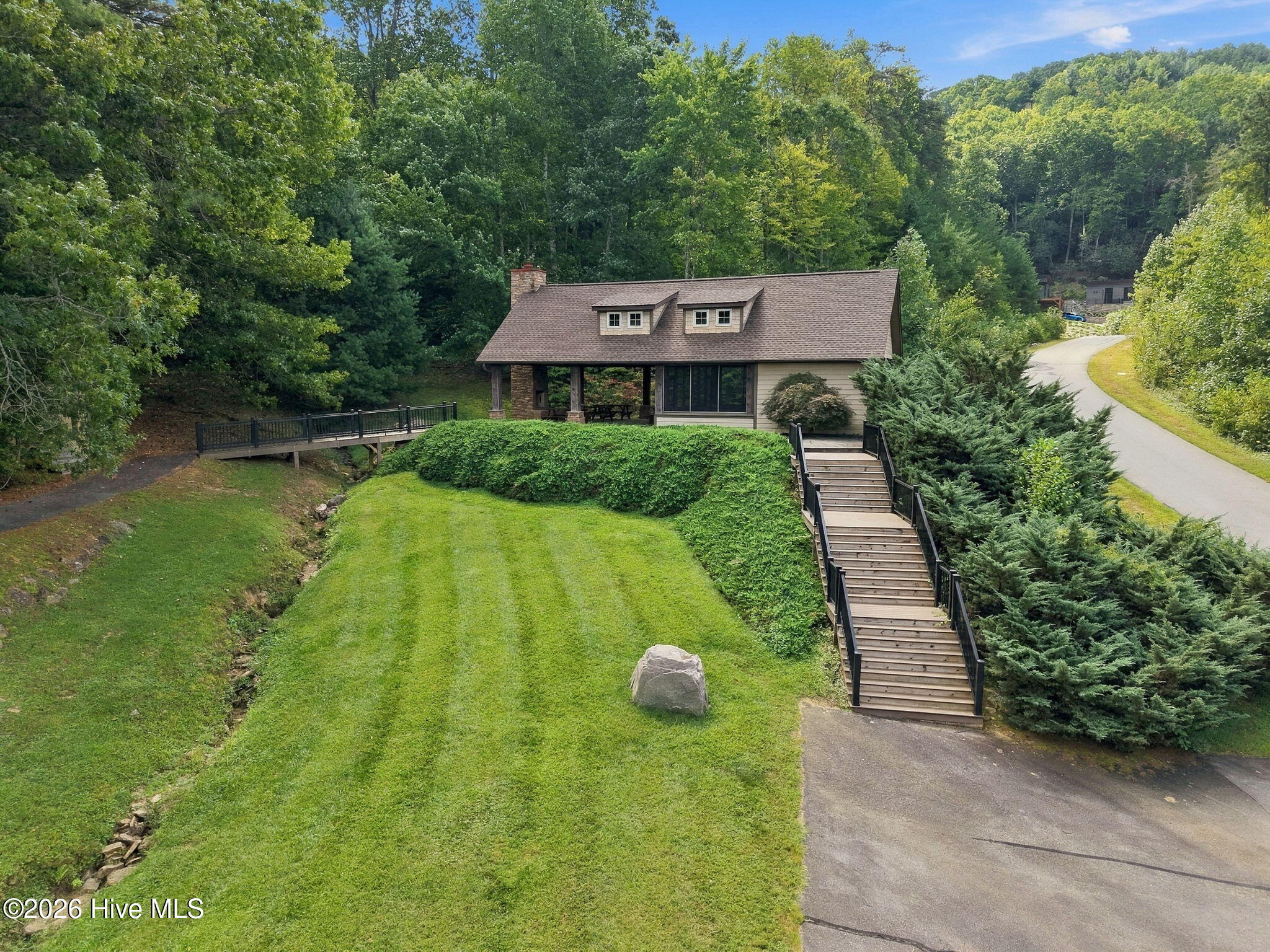 75 Balsamwood Road Property Photo 12