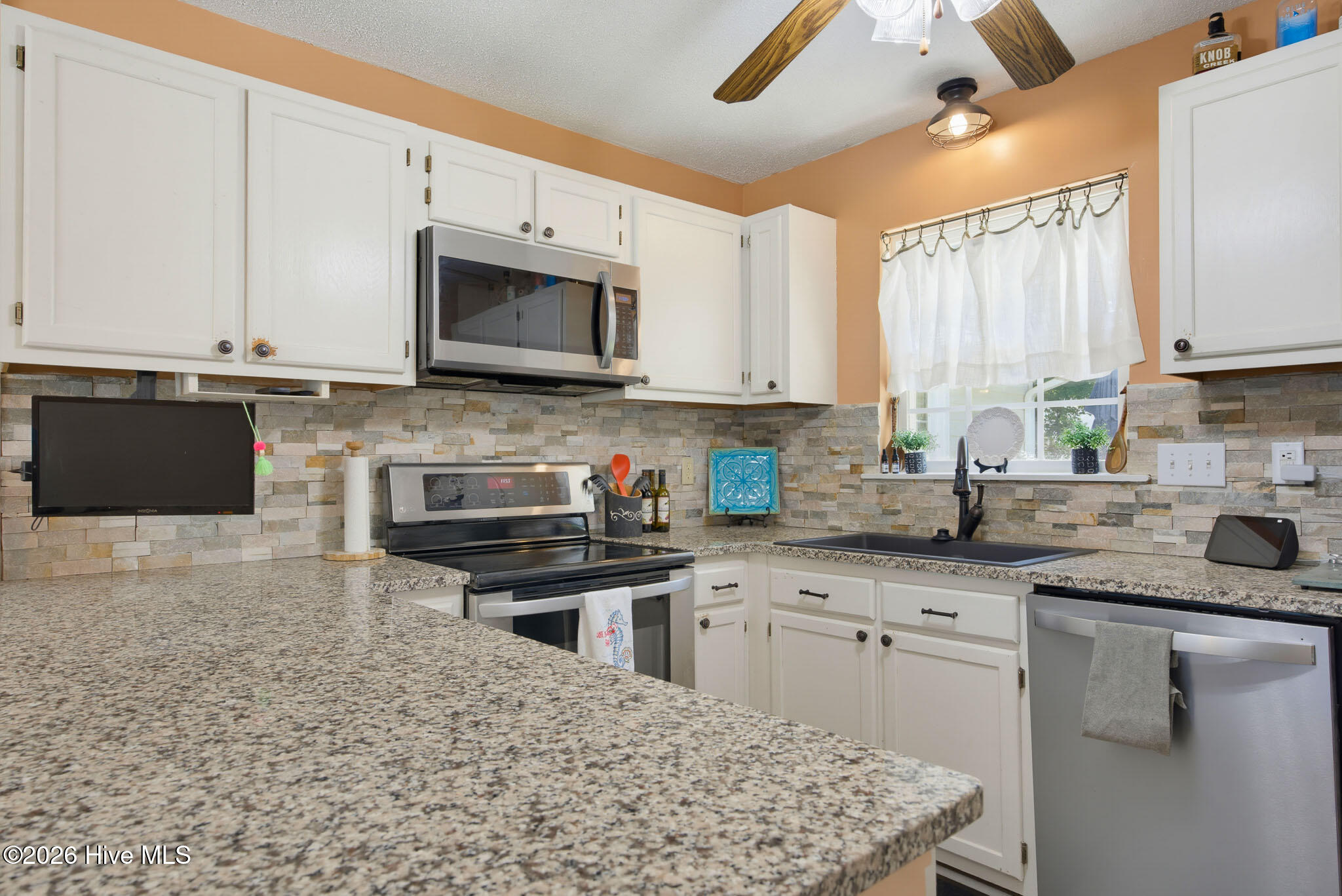 103 Tory Circle Property Photo 16