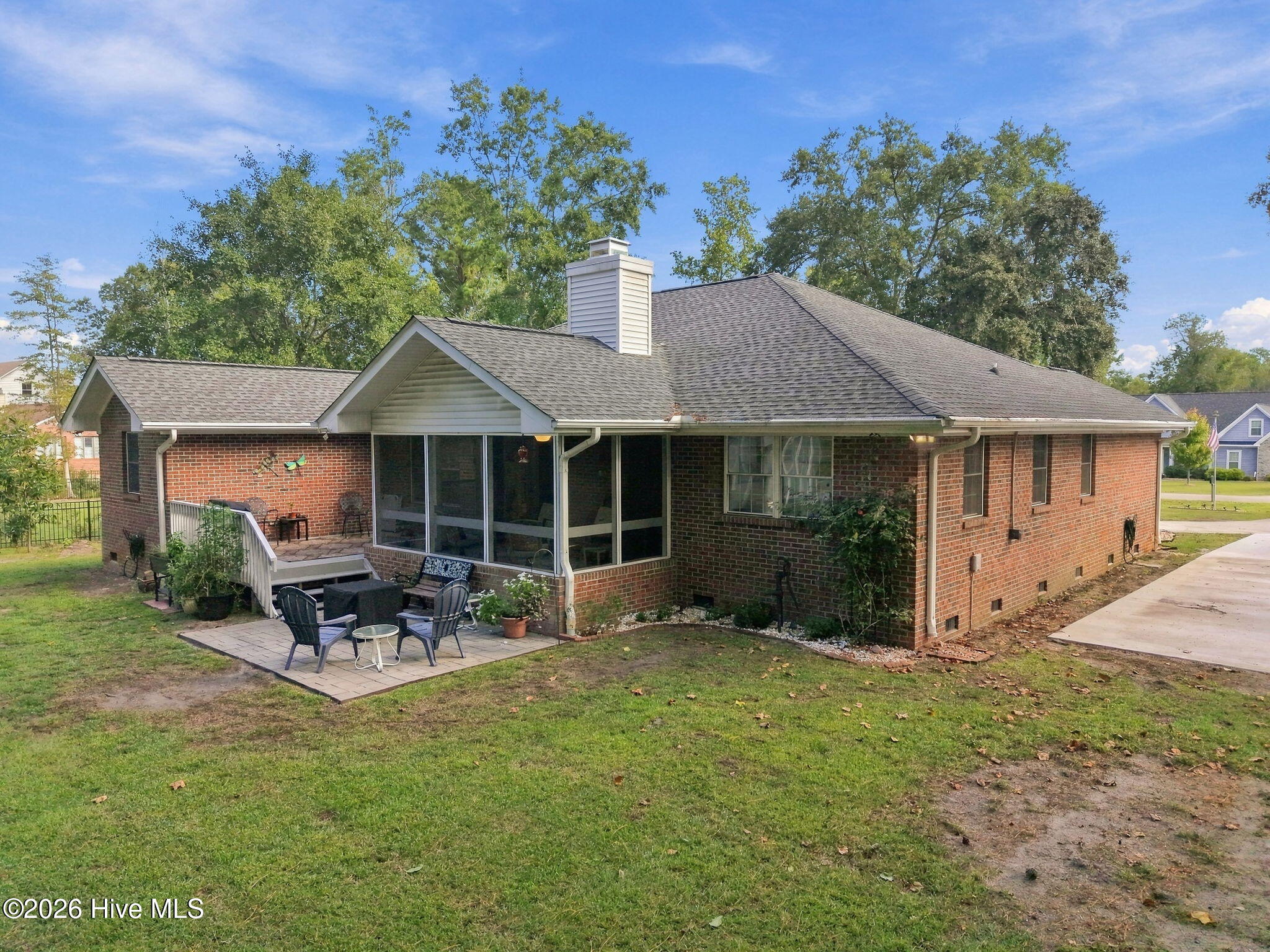 323 S Belvedere Drive Property Photo 35