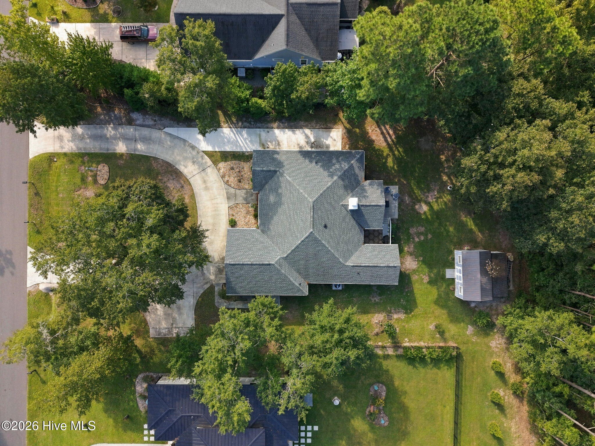 323 S Belvedere Drive Property Photo 37