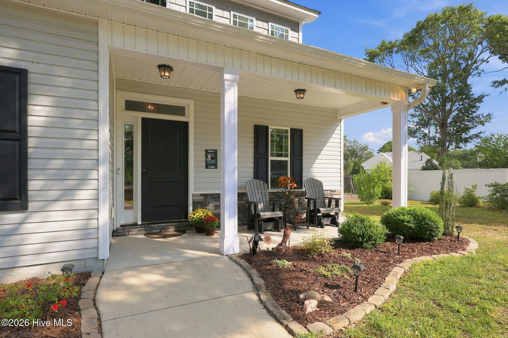107 Sea Breeze Court Property Photo 4
