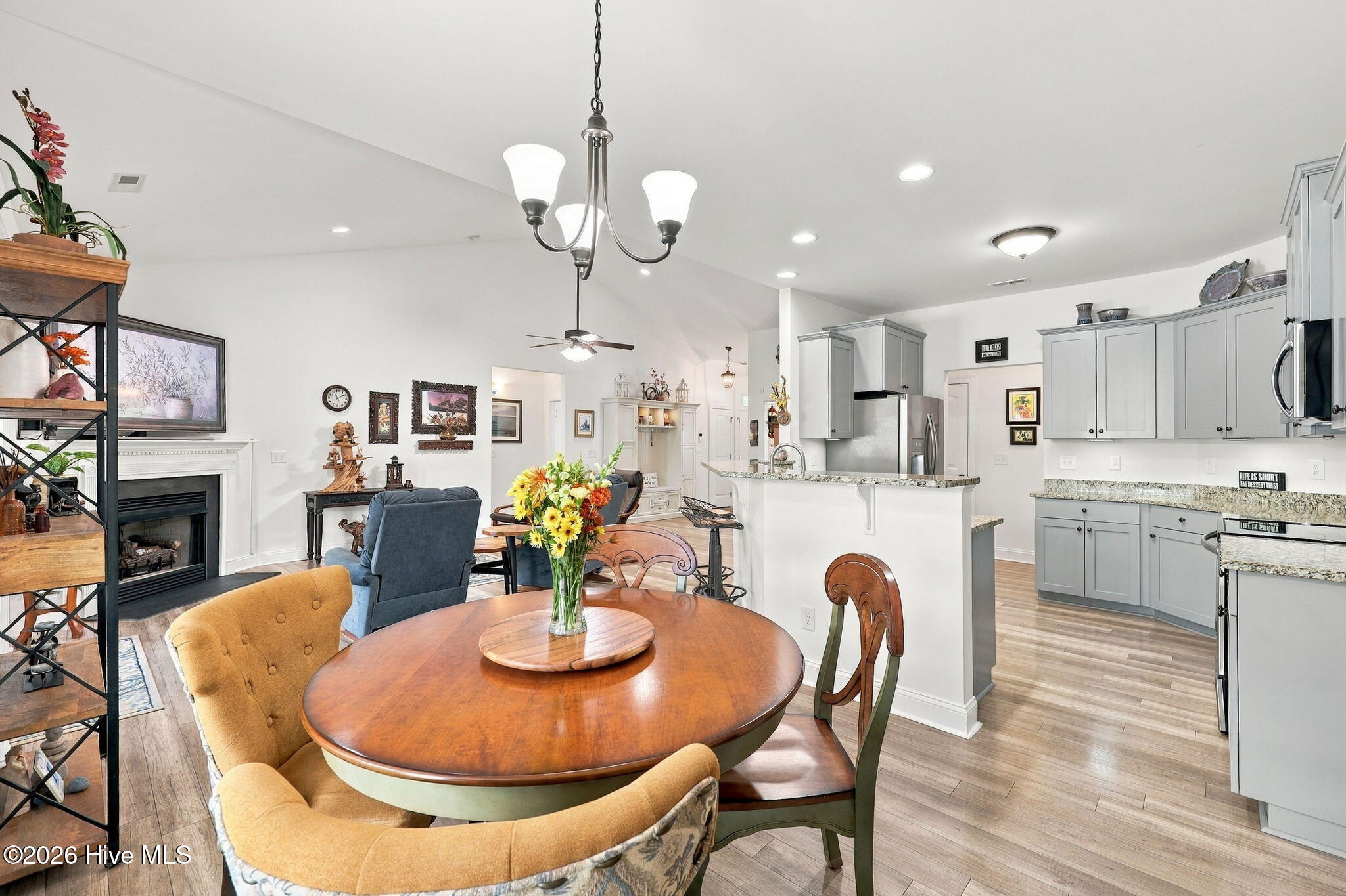 107 Sea Breeze Court Property Photo 11
