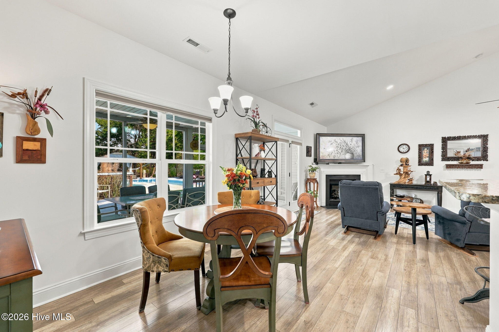 107 Sea Breeze Court Property Photo 12