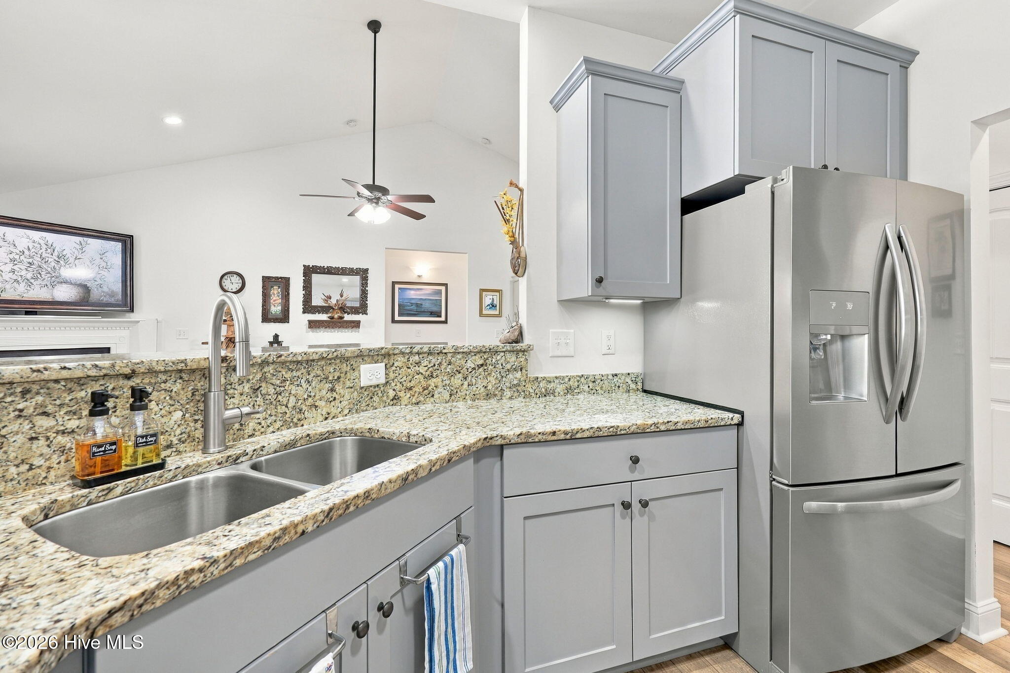 107 Sea Breeze Court Property Photo 17