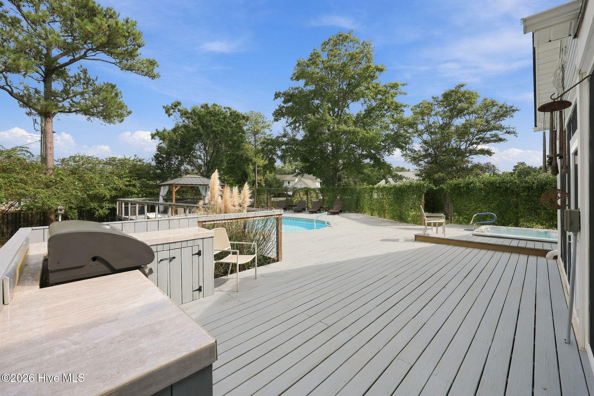 107 Sea Breeze Court Property Photo 48