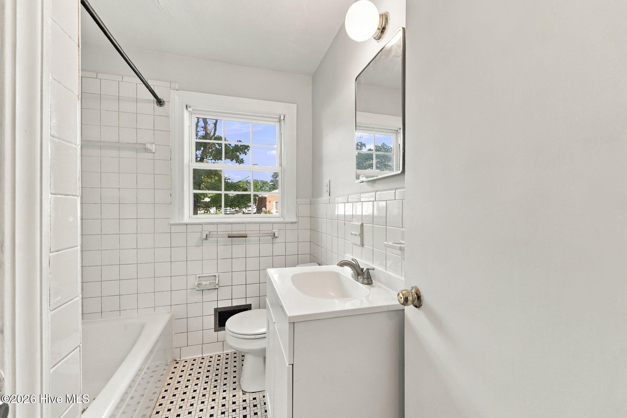 101 Heritage Street Property Photo 21