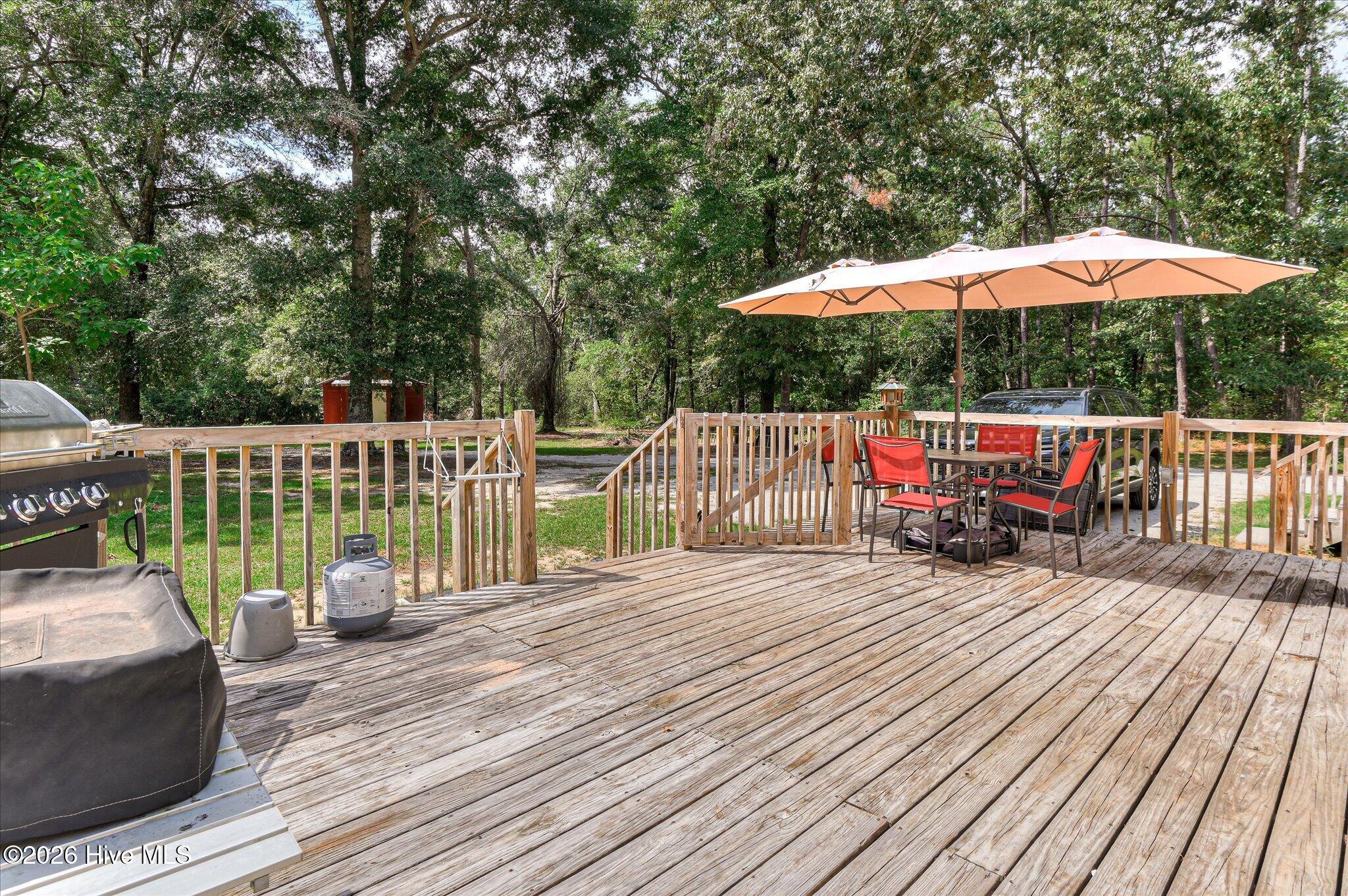 2059 Deerwood Circle Property Photo 9