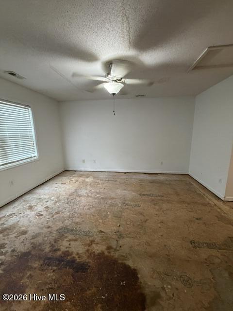 305 Fox Way S Property Photo 8