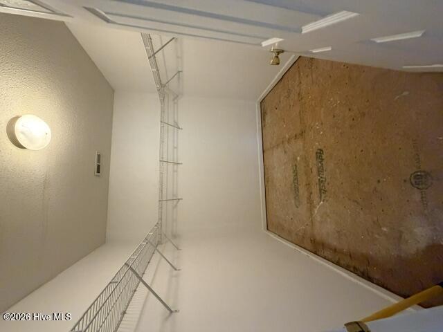 305 Fox Way S Property Photo 9