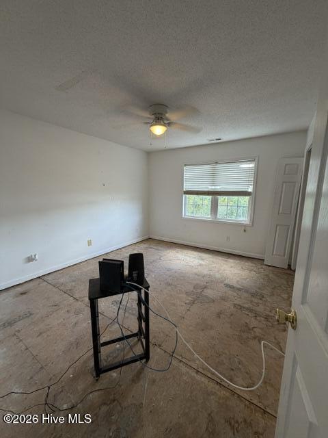305 Fox Way S Property Photo 14