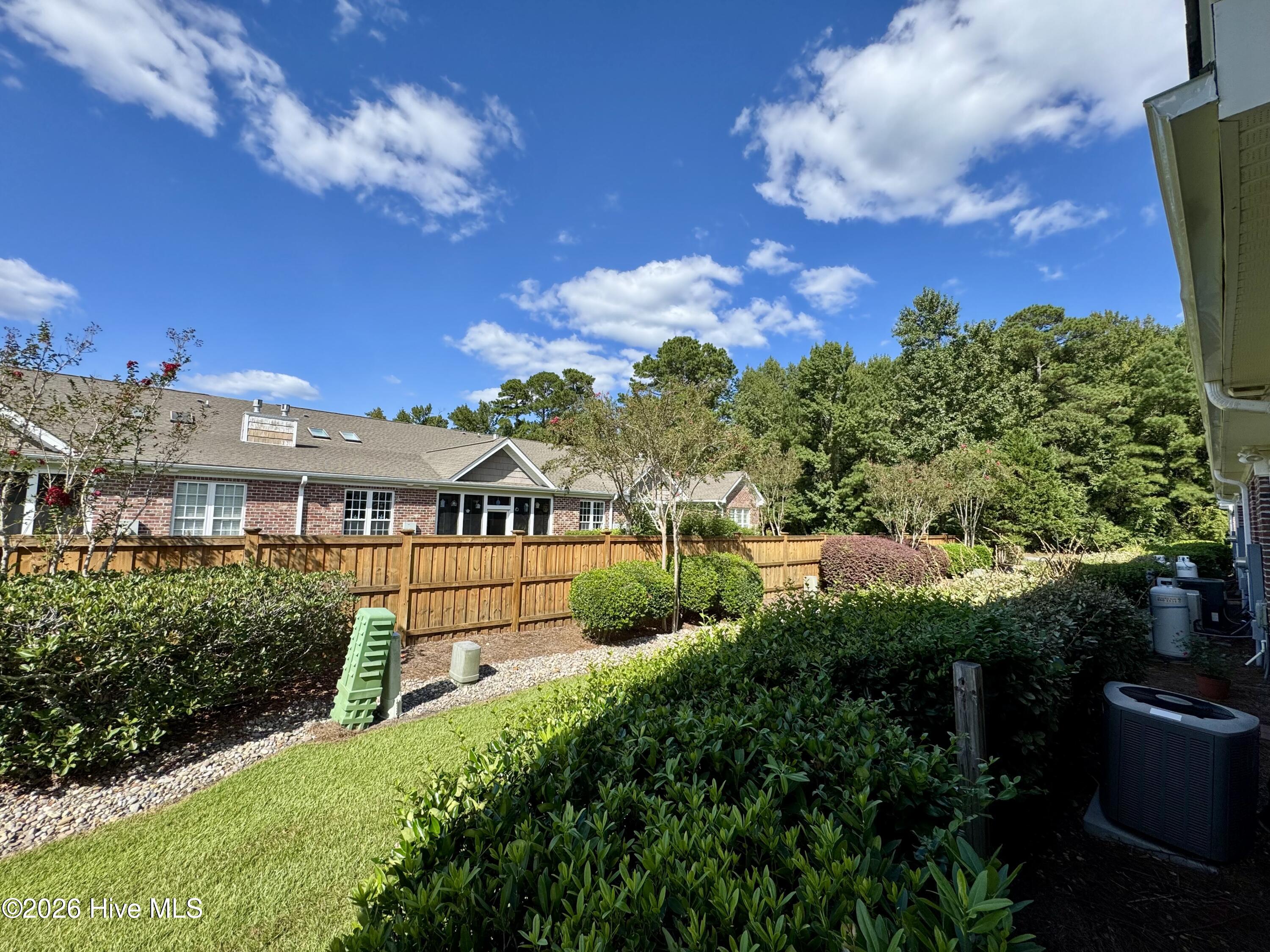 1324 Suncrest Way Property Photo 18