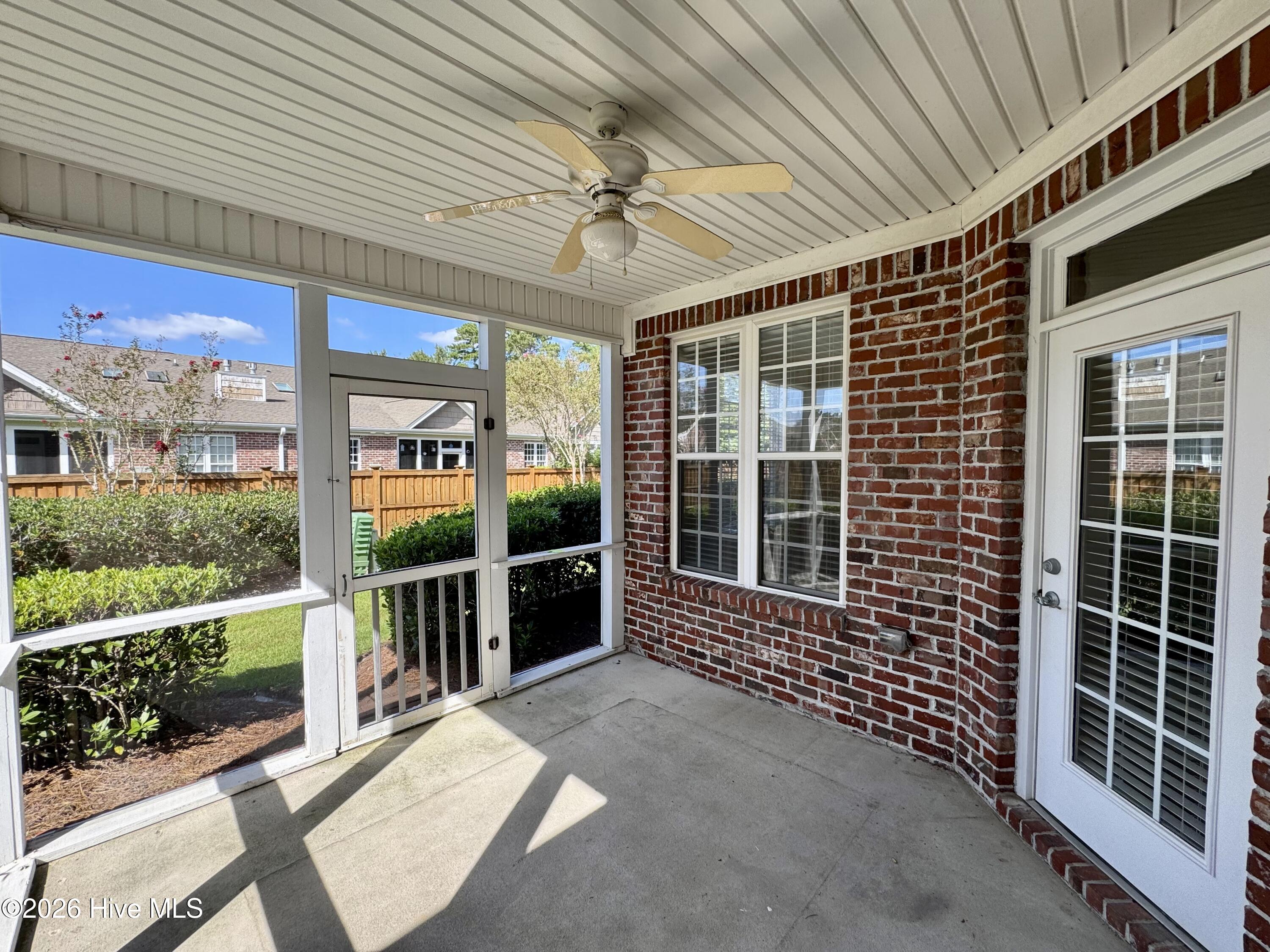 1324 Suncrest Way Property Photo 20