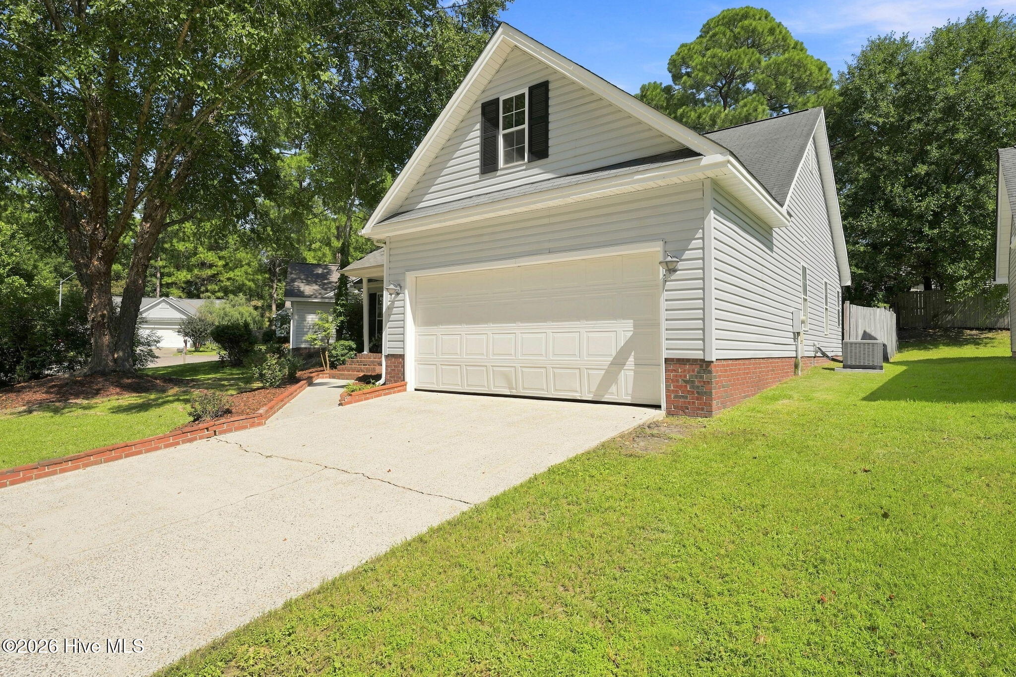 133 Kensington Way Property Photo 2