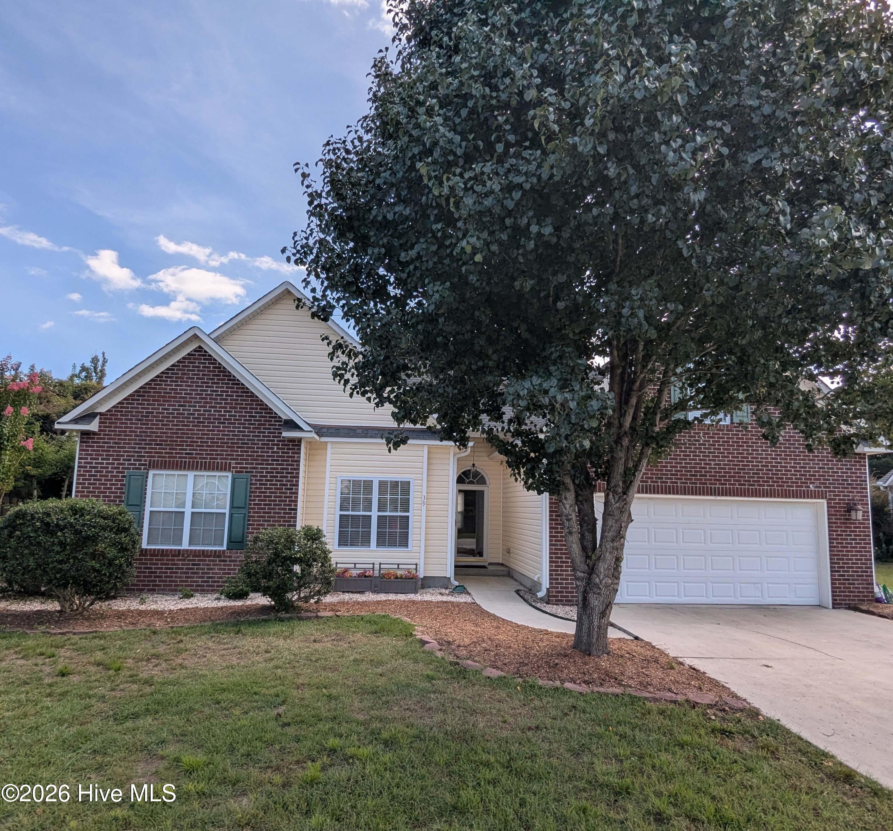 39 Shandy Way Property Photo 1