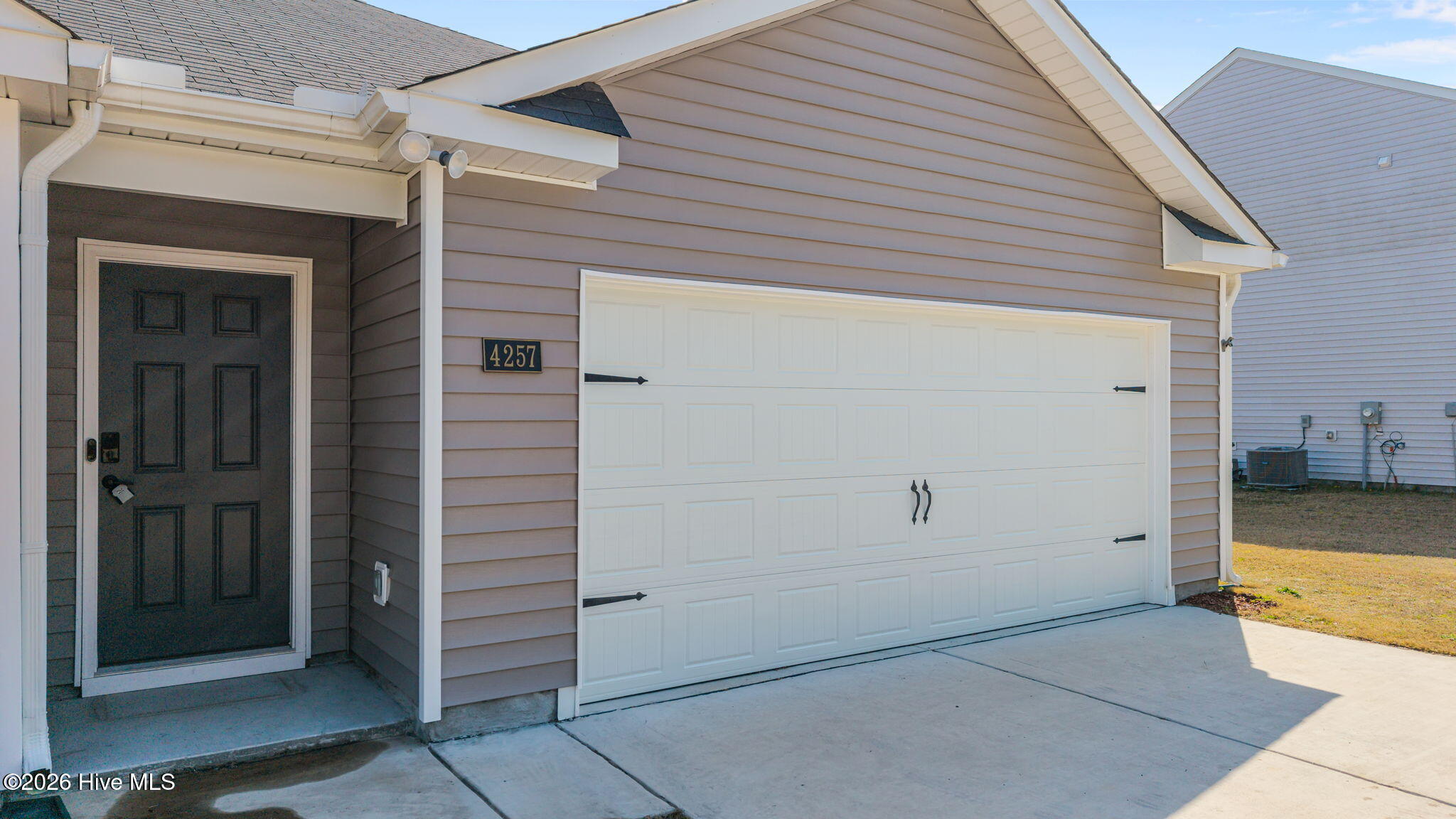 4257 Stanfield Court Property Photo 7