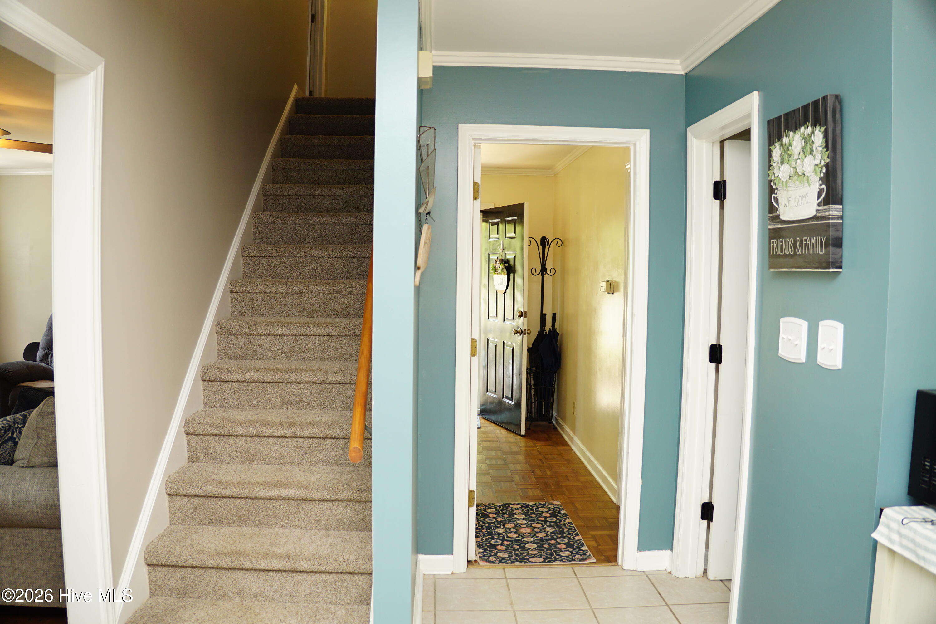 124 Country Place Property Photo 16