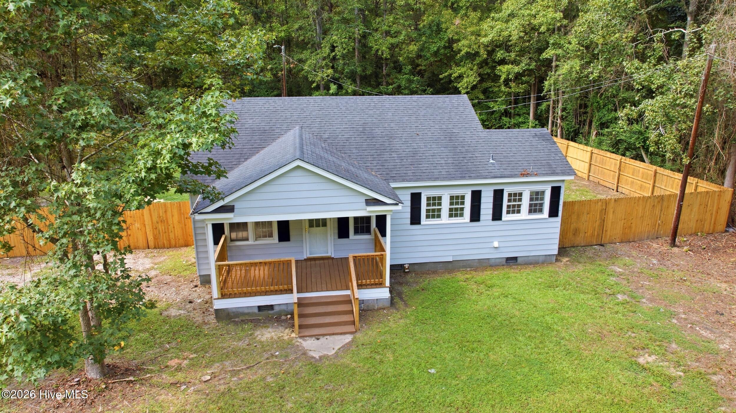 16995 Us Hwy 421 Property Photo 1