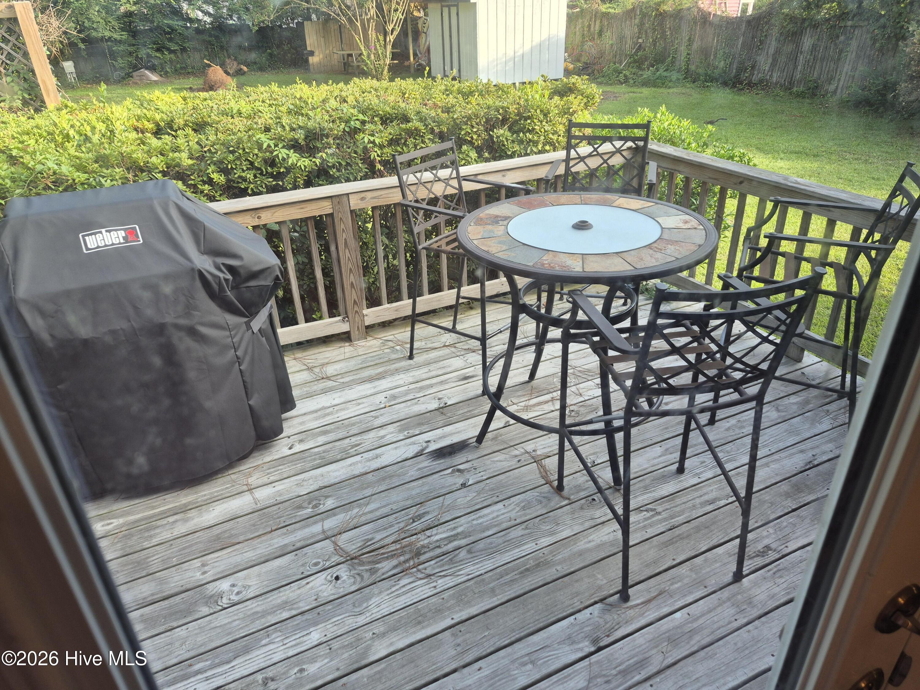5302 Dandelion Drive Property Photo 3