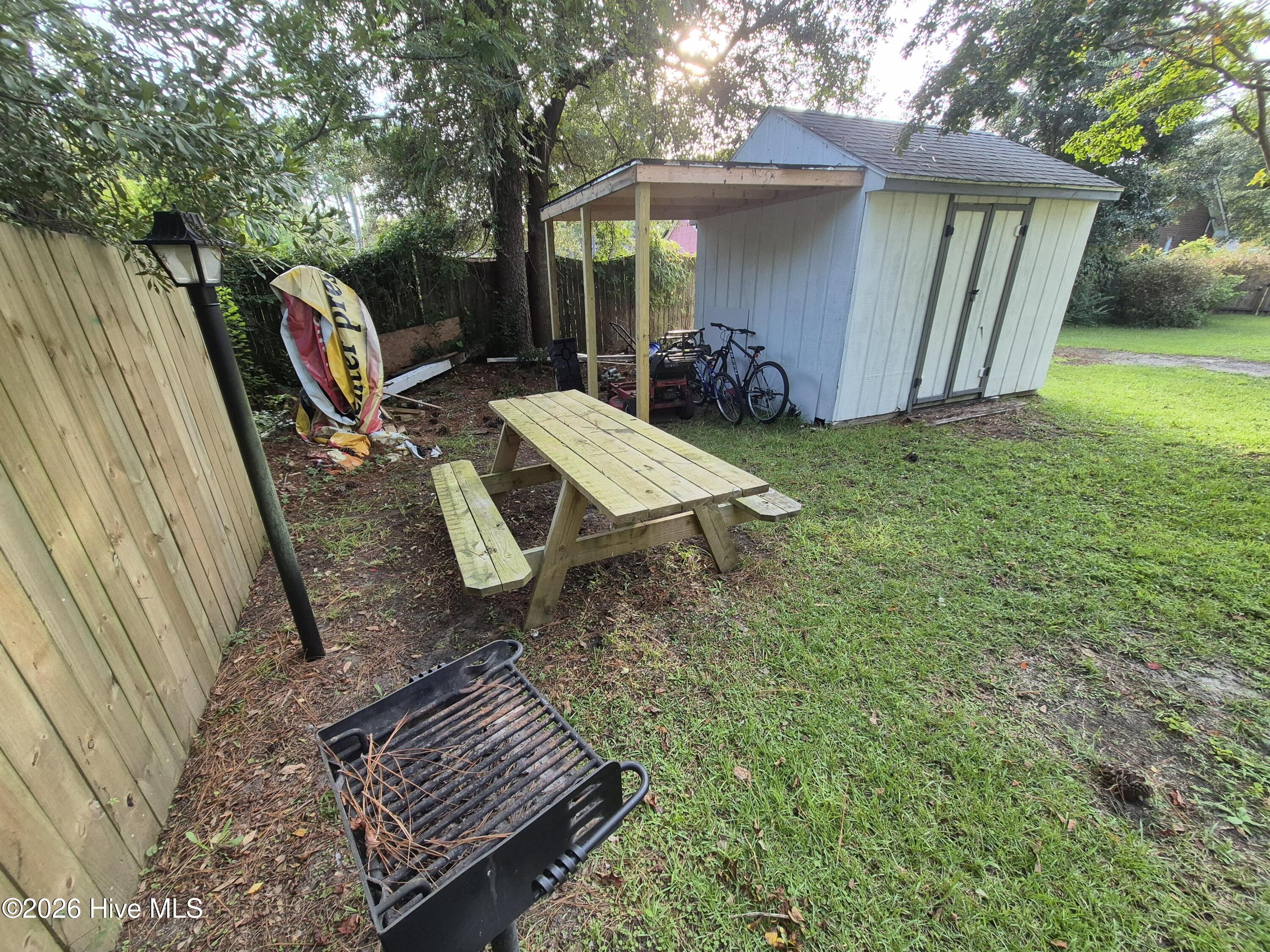 5302 Dandelion Drive Property Photo 6