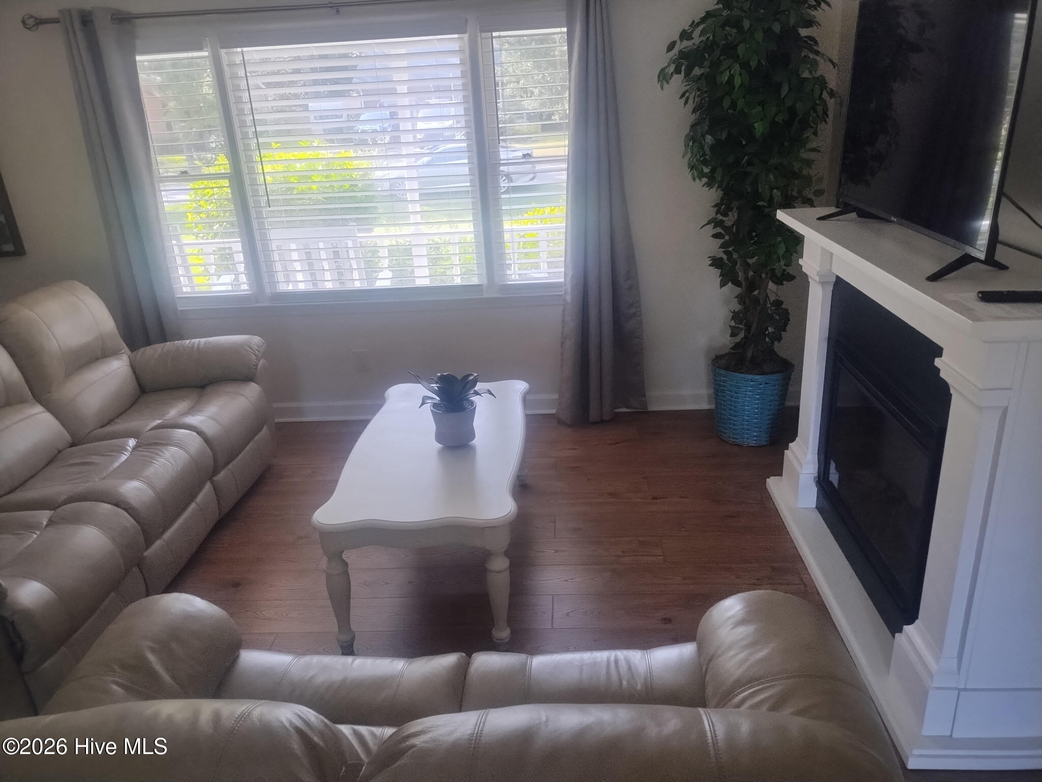 5302 Dandelion Drive Property Photo 10