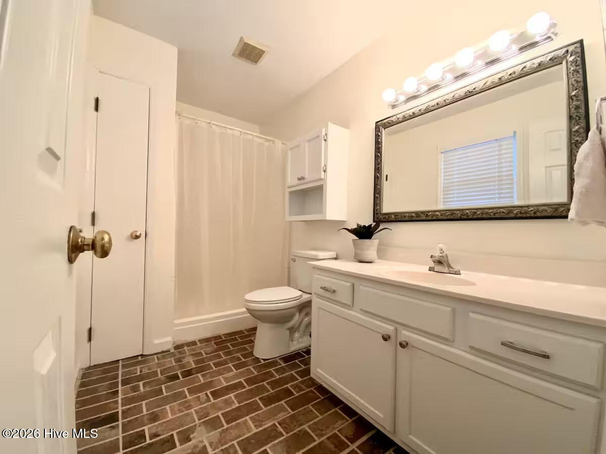 5302 Dandelion Drive Property Photo 10