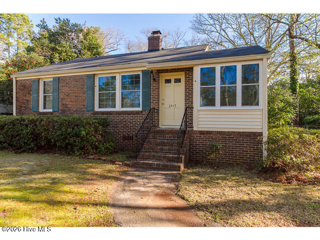2415 Cherokee Road Property Photo 1