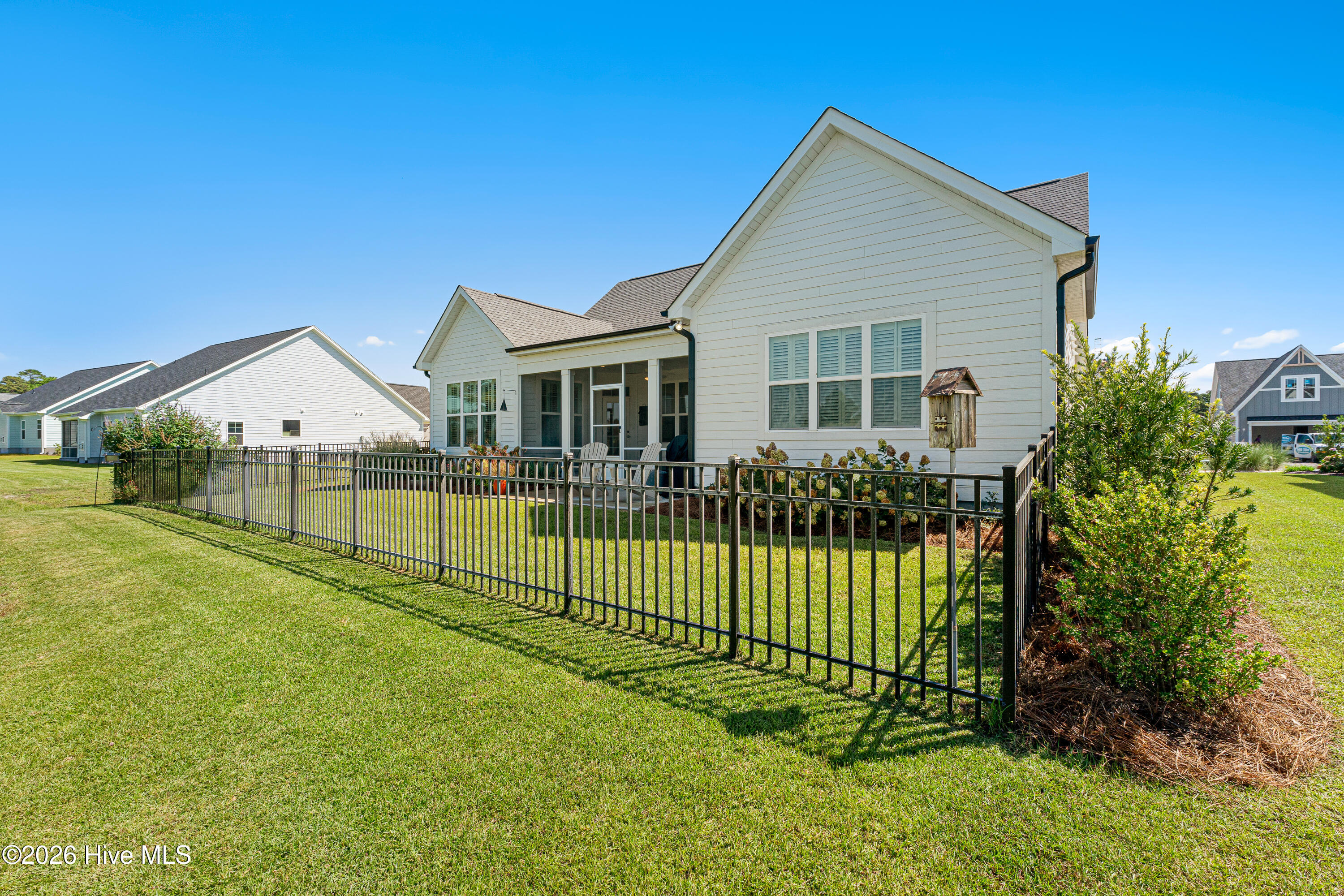 127 Windswept Lane Property Photo 4