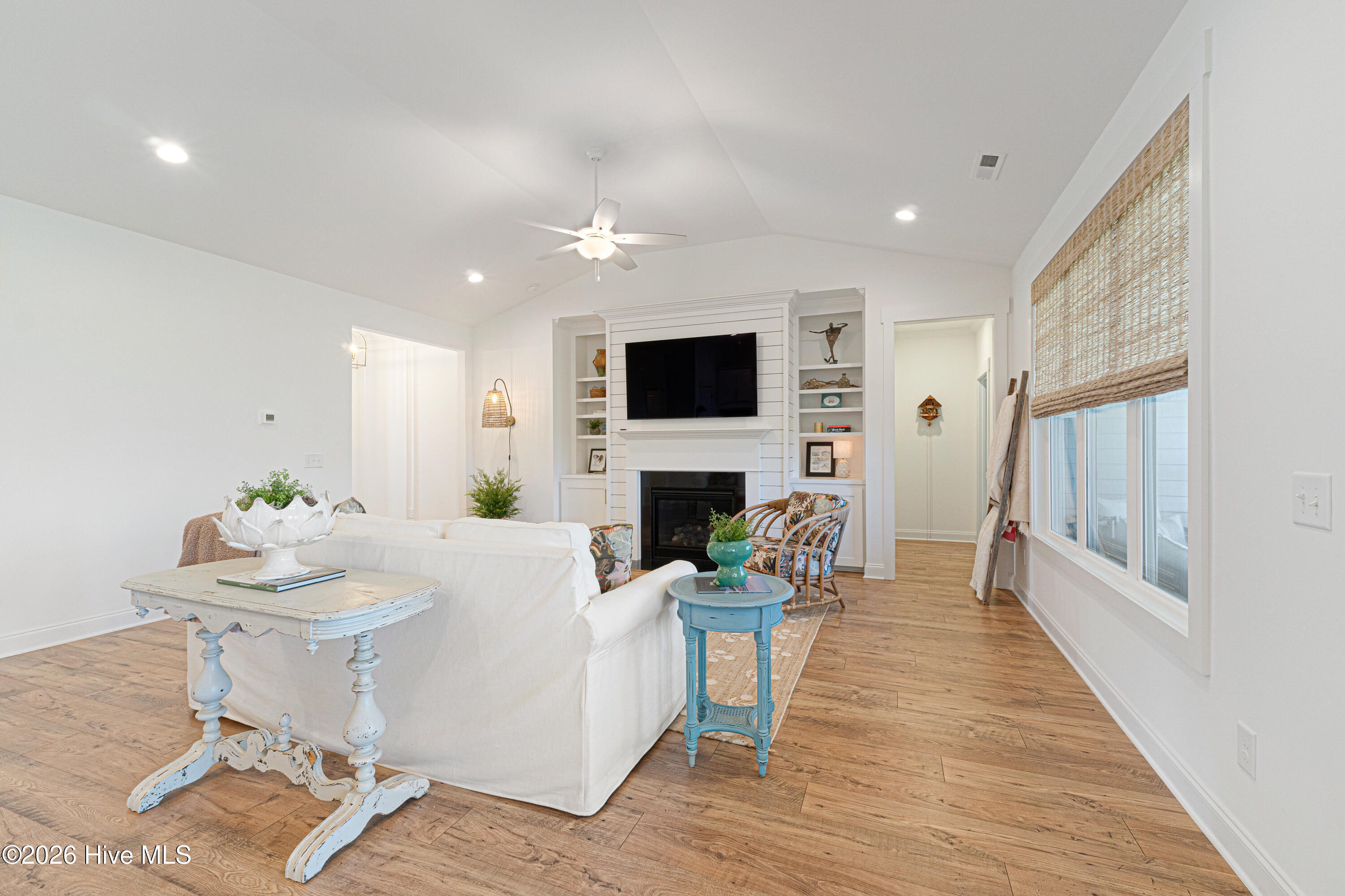 127 Windswept Lane Property Photo 8