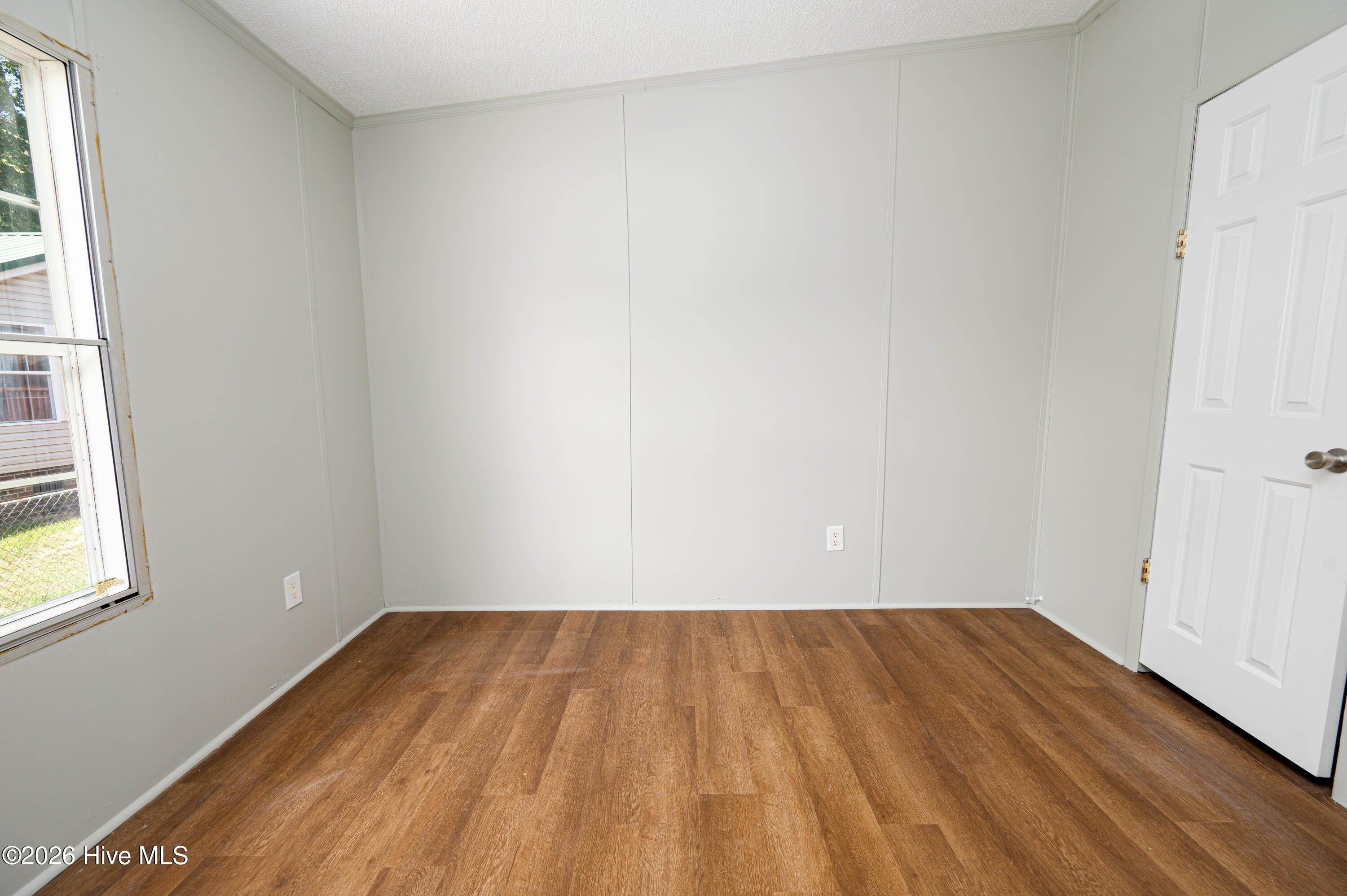 2202 Chestnut Avenue Property Photo 14