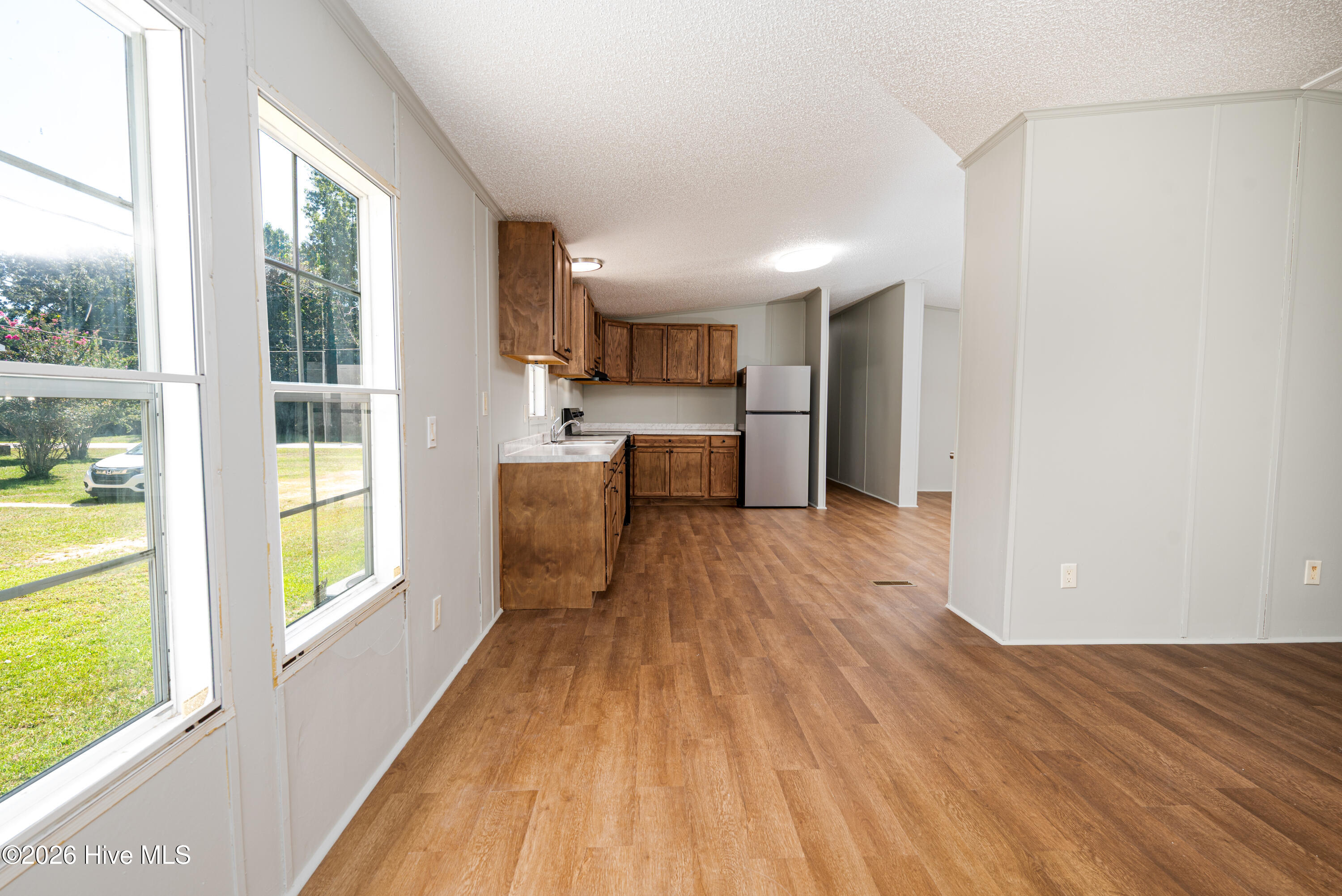 2202 Chestnut Avenue Property Photo 20