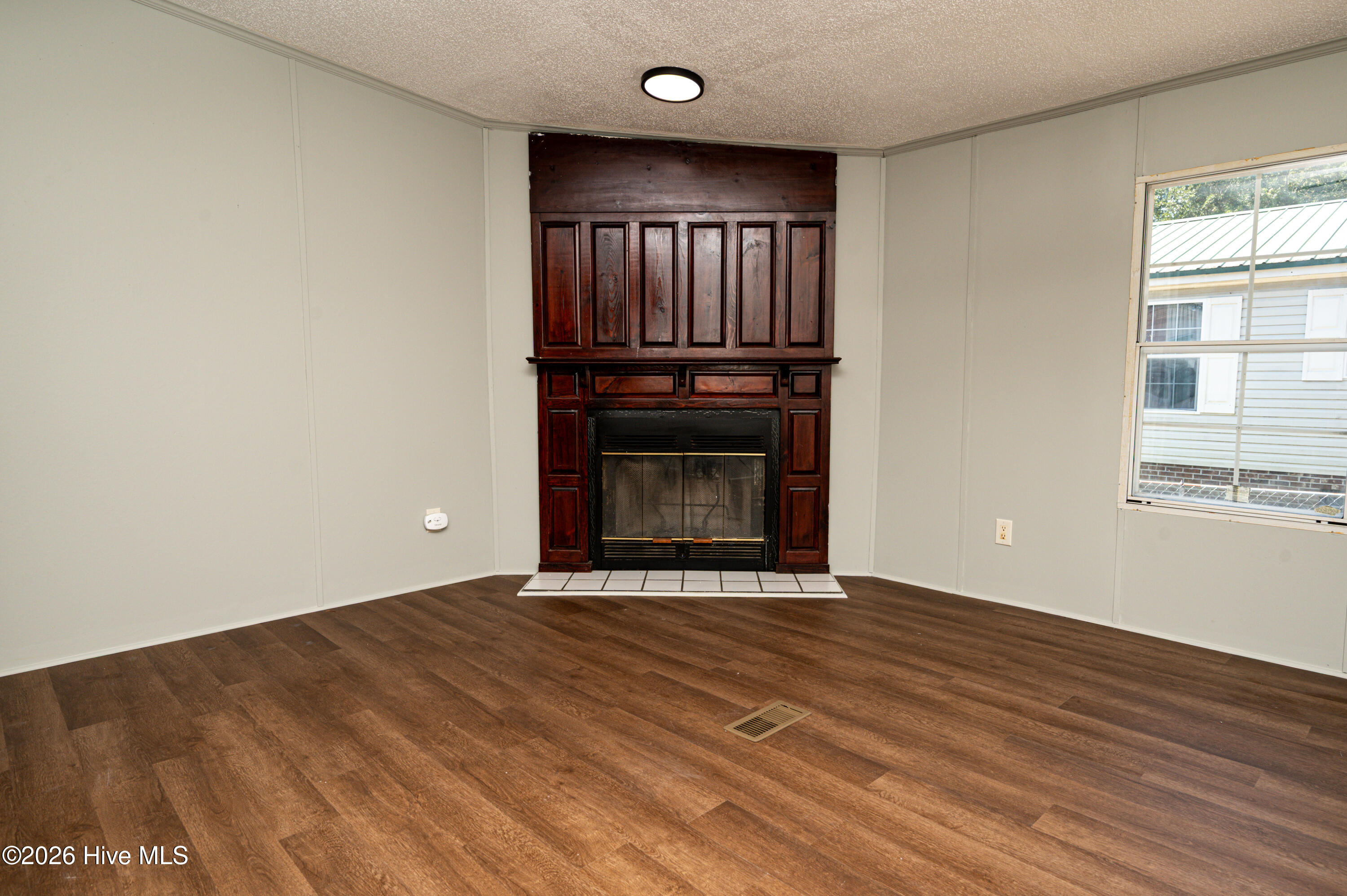 2202 Chestnut Avenue Property Photo 24