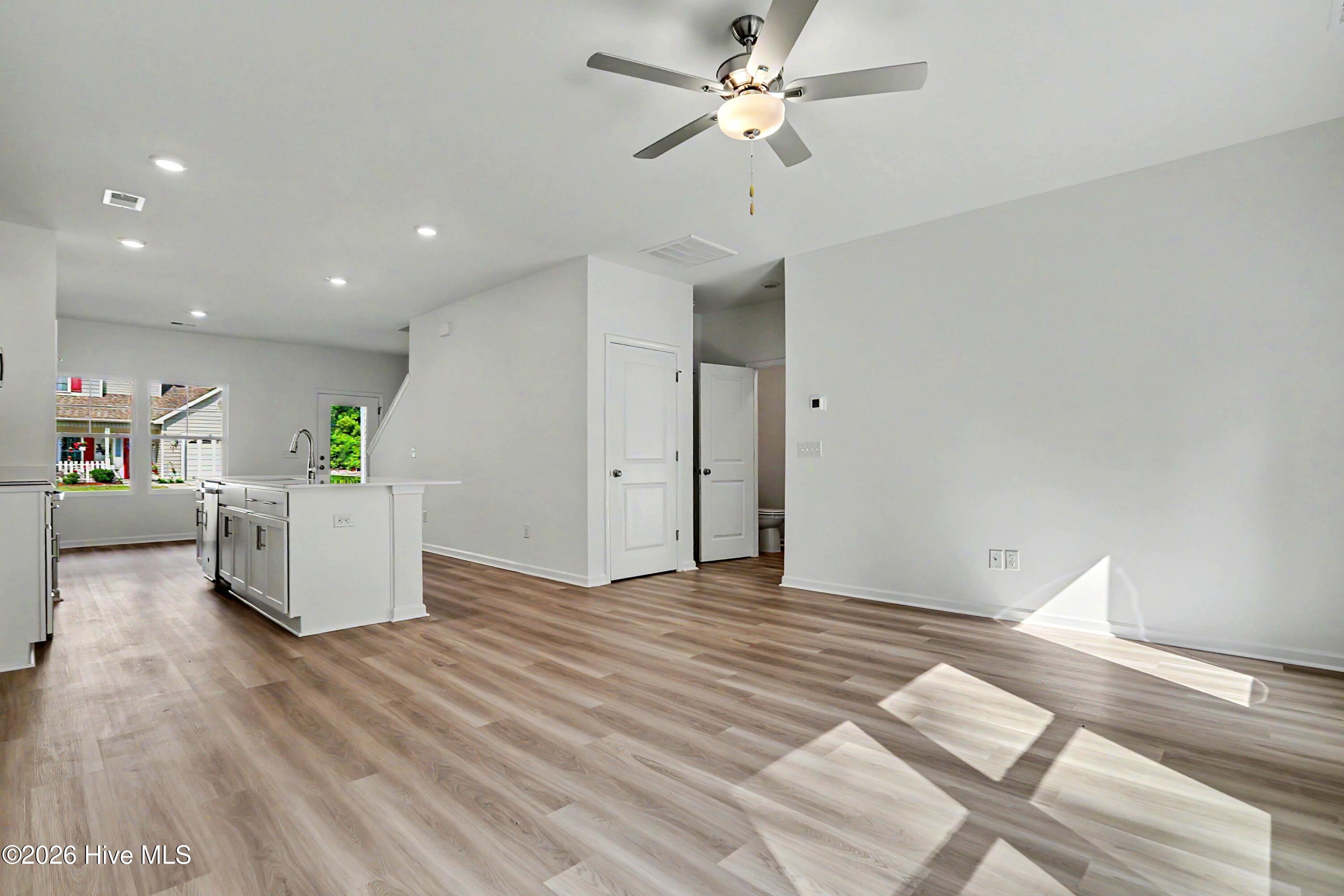 139 Edom Lane Unit 2 Property Photo 4