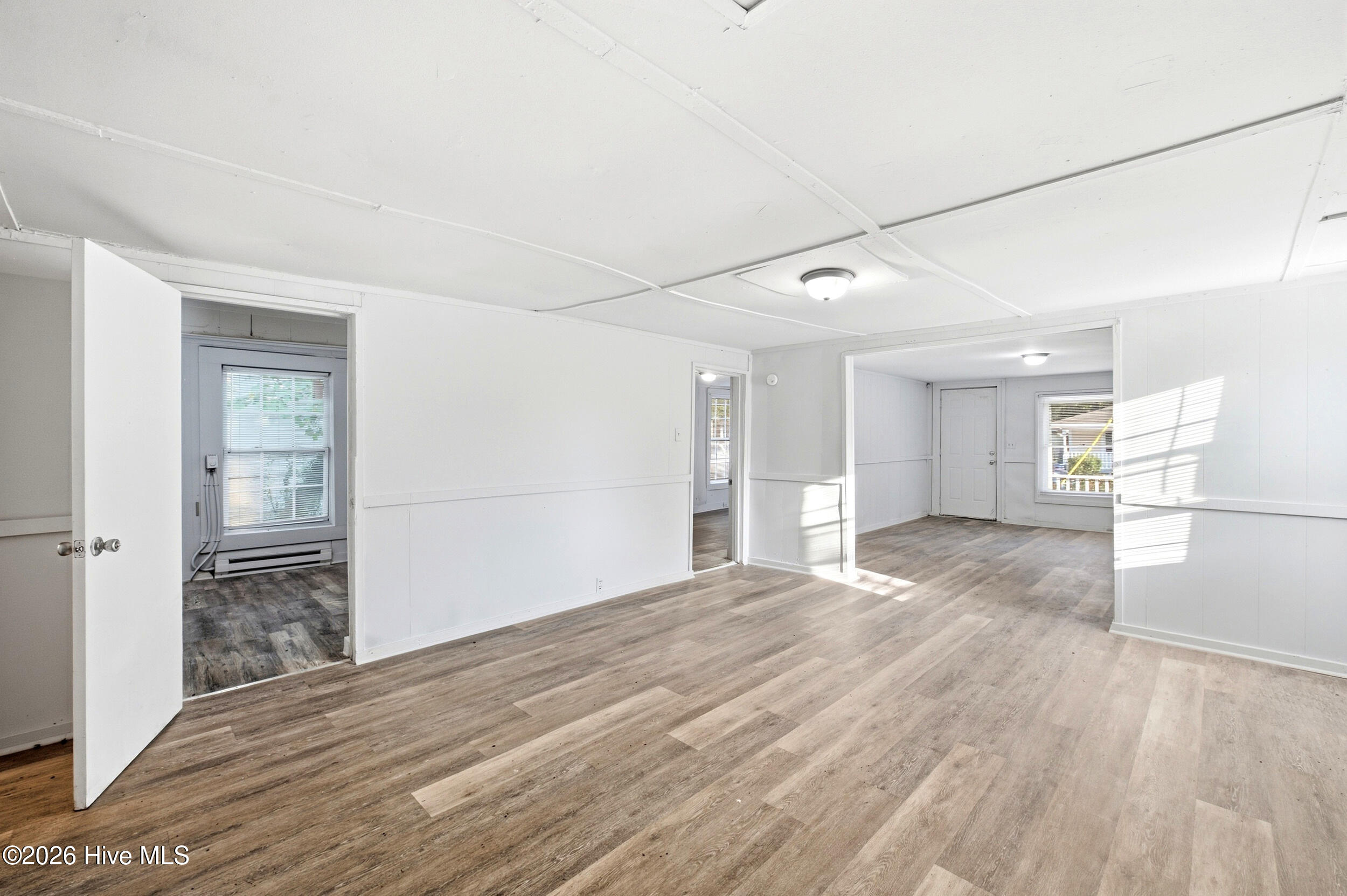 922 Dock Street Property Photo 6